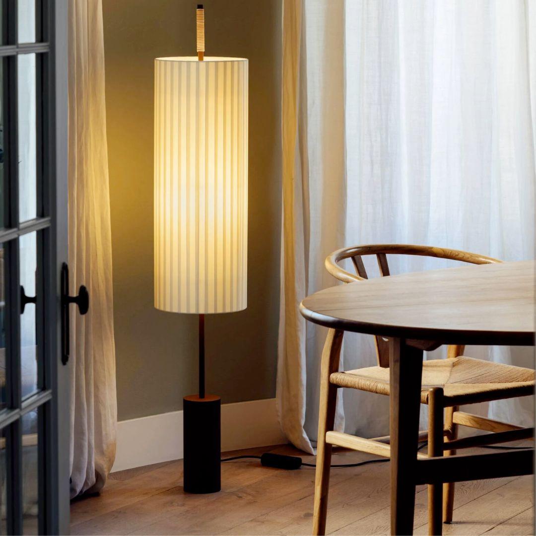 'Dorica' floor lamp in metal, natural cotton shade and leather for Santa & Cole

Founded in 1985 in Barcelona, Santa & Cole produces iconic pieces by such luminaries as llmari Tapiovaara, Miguel Milá and other European icons with a commitment to