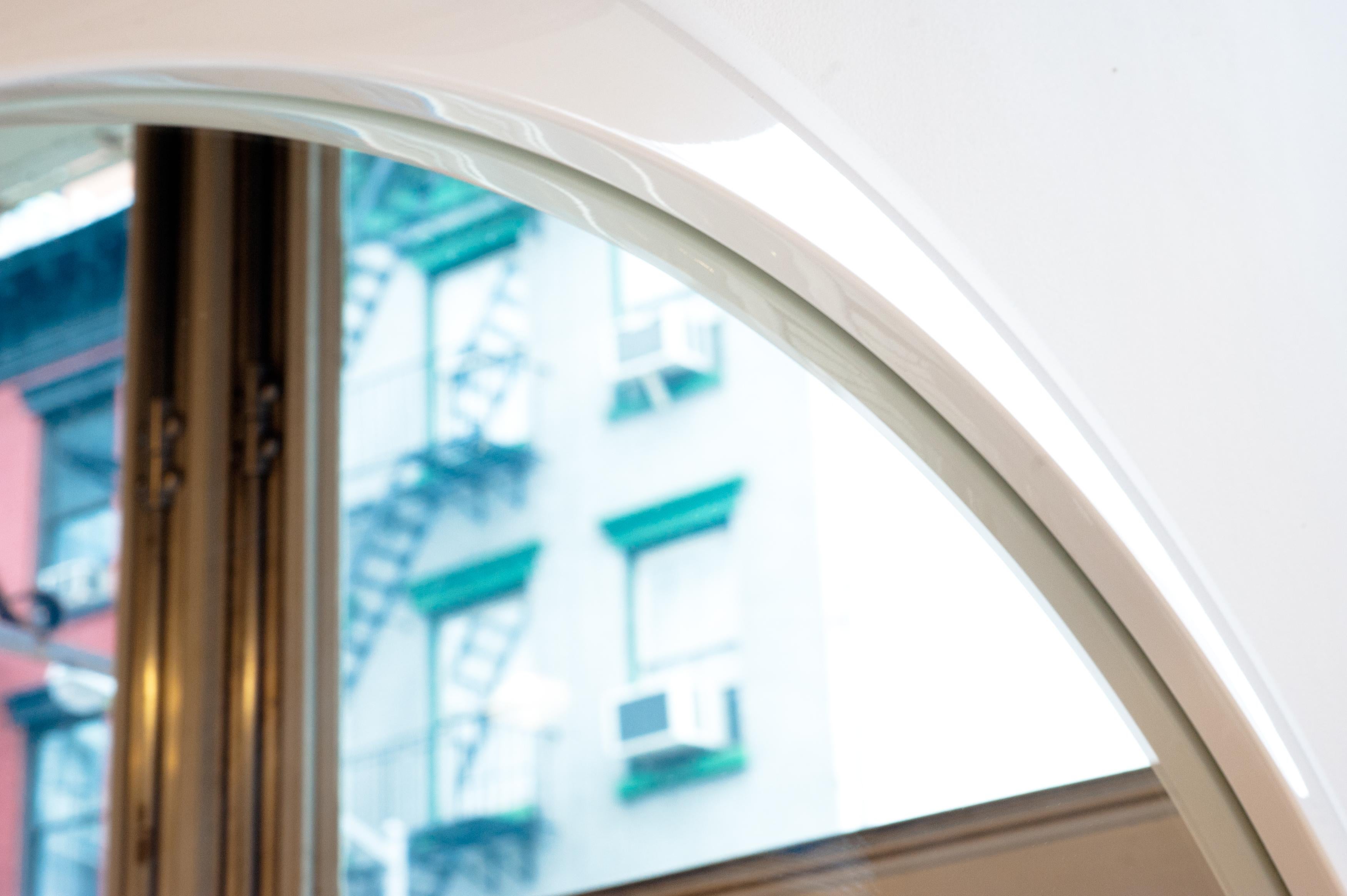 Miroir Dorica Neuf - En vente à Ridgewood, NY