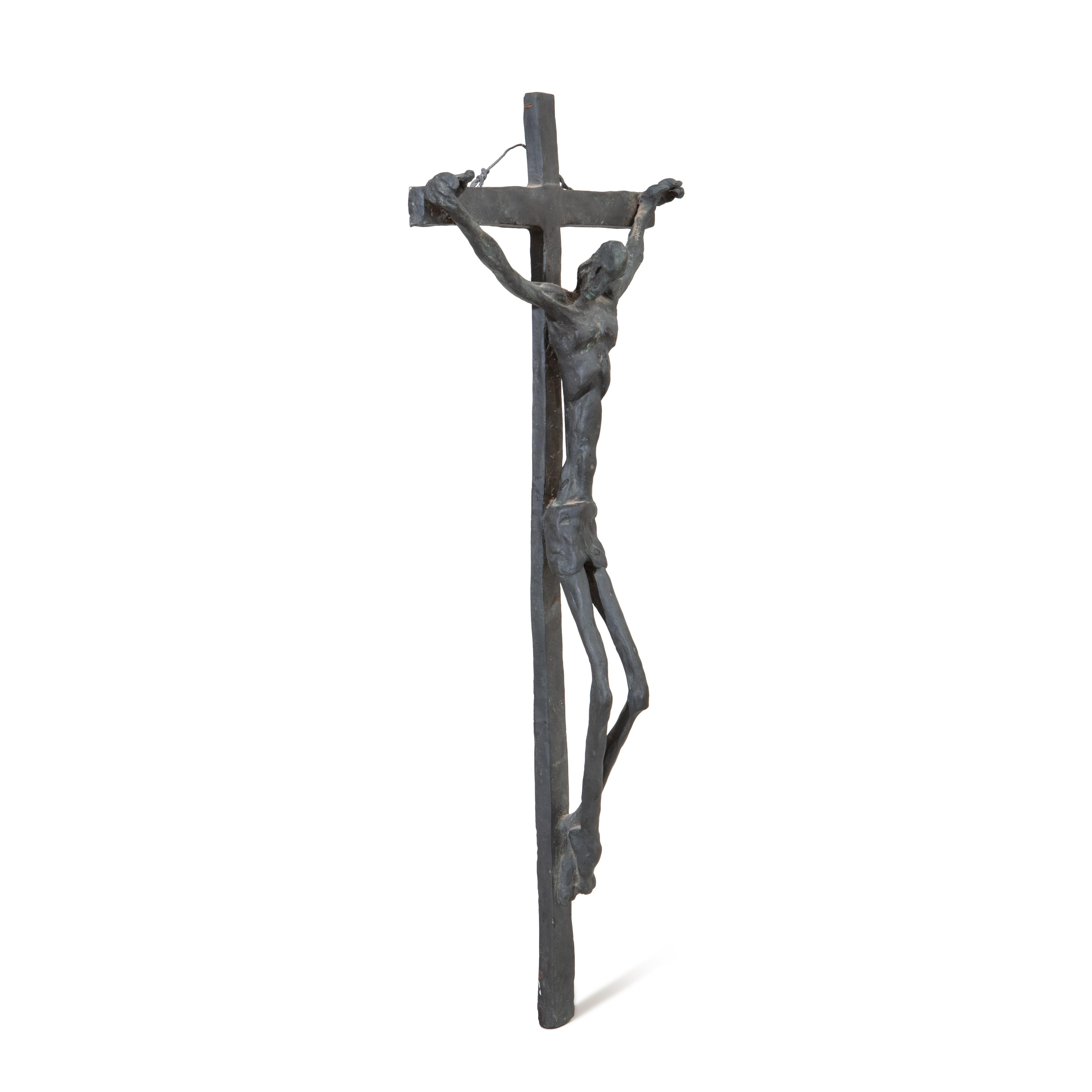 Crucifixion - Expressionniste Sculpture par Doris Caesar
