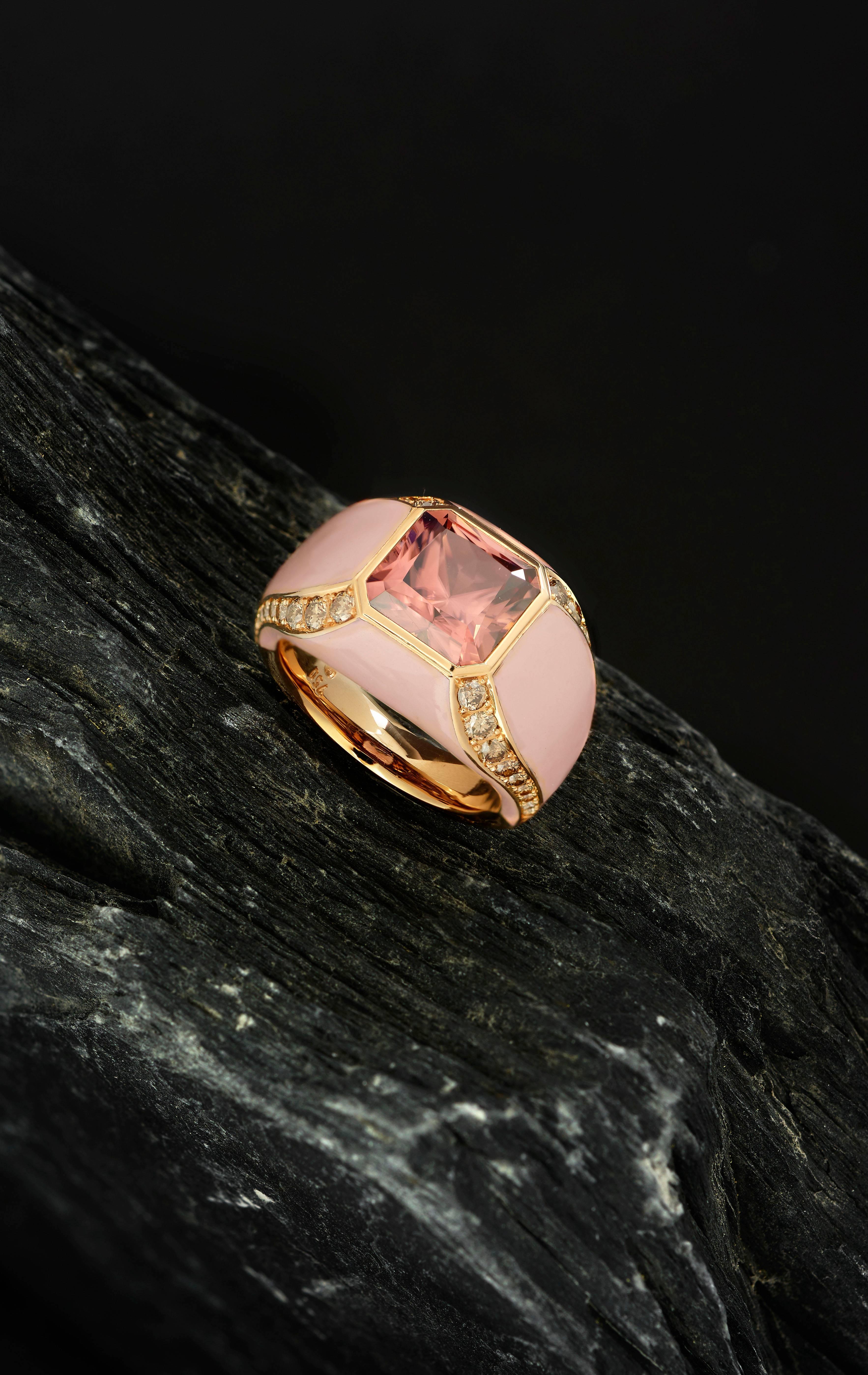 This one-off ring is handmade in Switzerland with an asscher cut Malayan Zircon of 5.57 ct. and 44 champagne Diamonds of total 0.65 ct. It is made with rose ceramic and 18K rose gold (4N).
You can expect the best Swiss workmanship and quality.
ring