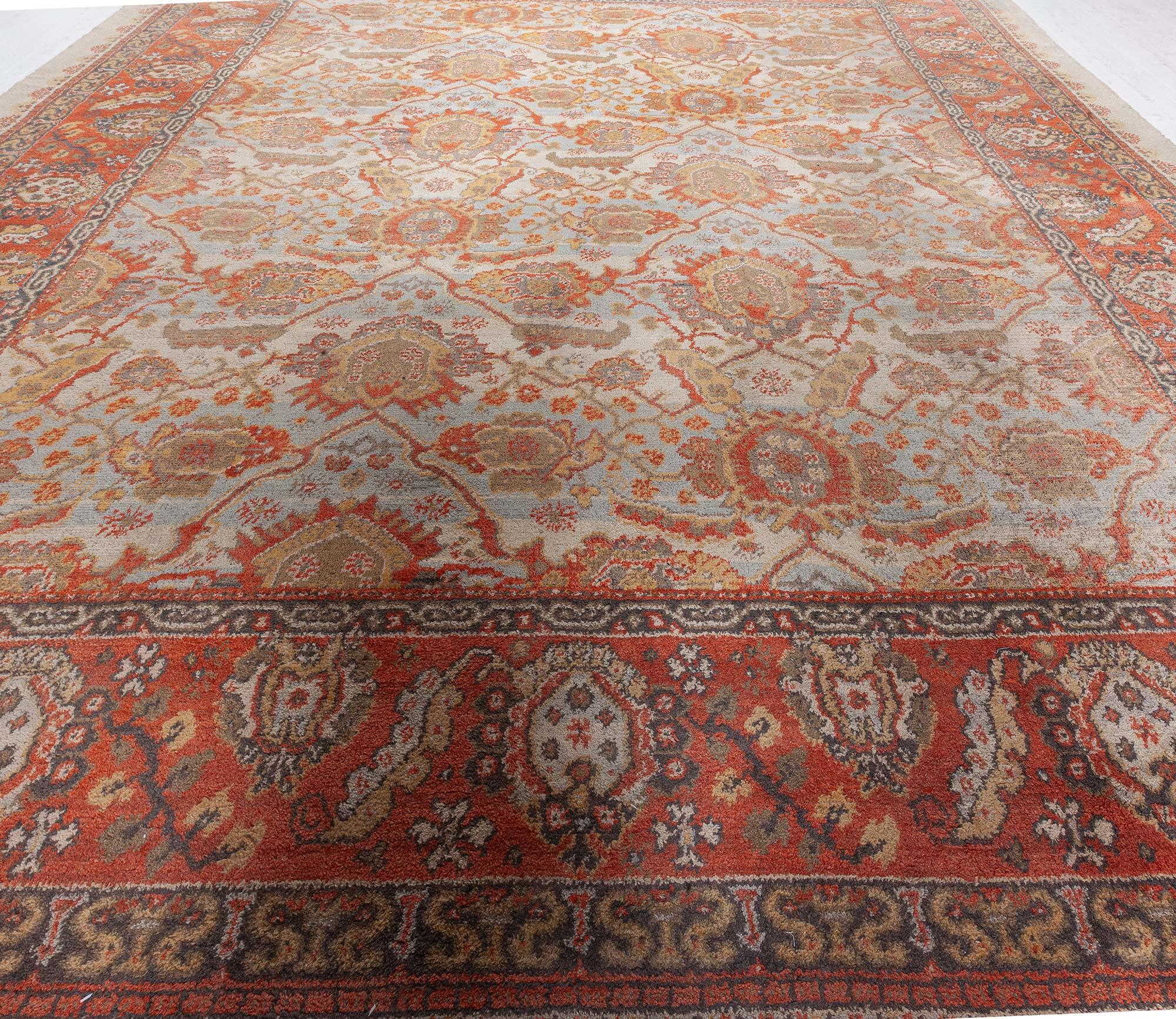 1900s English Wilton Rug
Size: 13'7