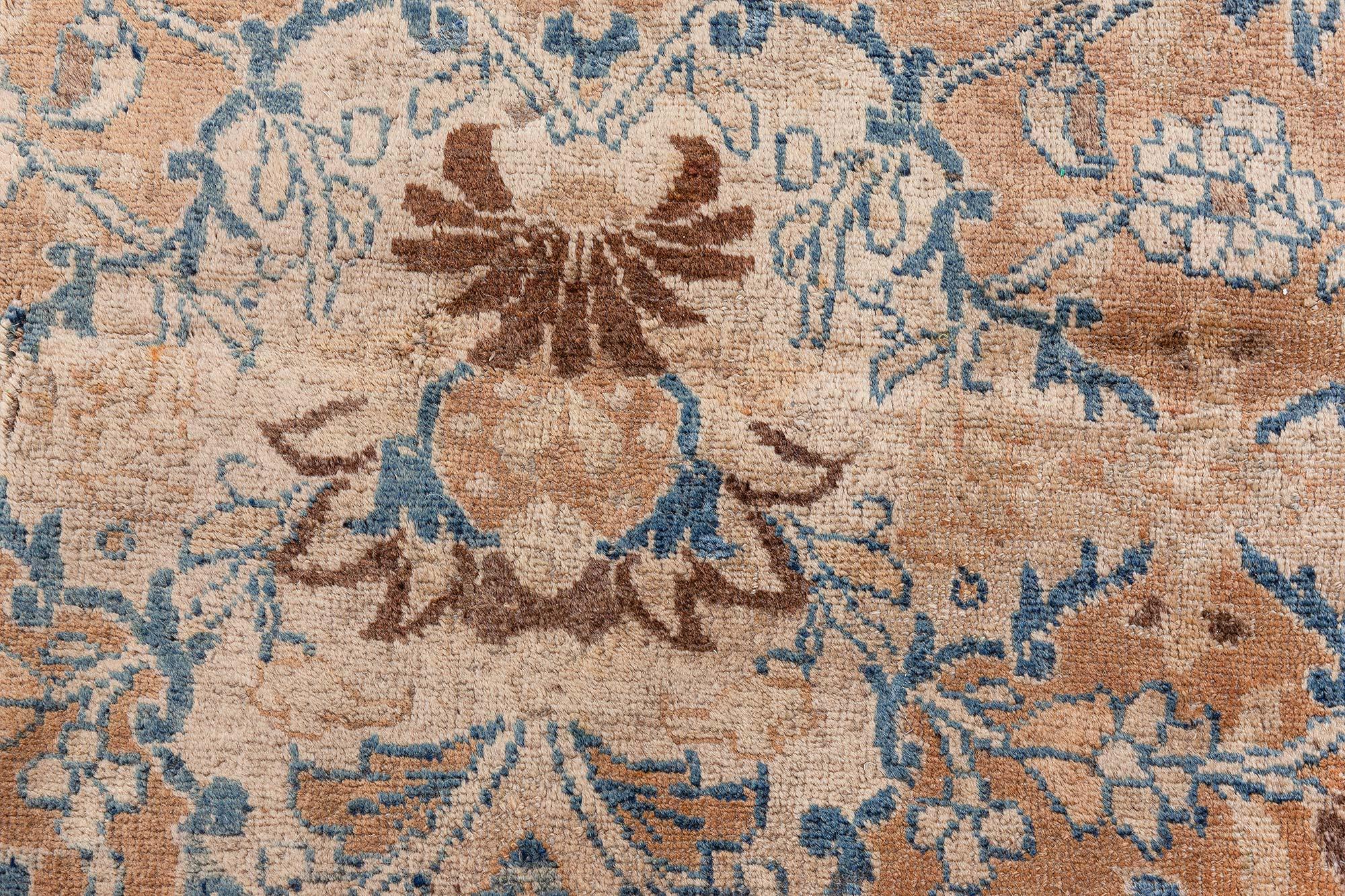 Doris Leslie Blau 1900s Persisch Meshad Botanisch Blau Braun Handgeknüpft Wollteppich (Wolle) im Angebot