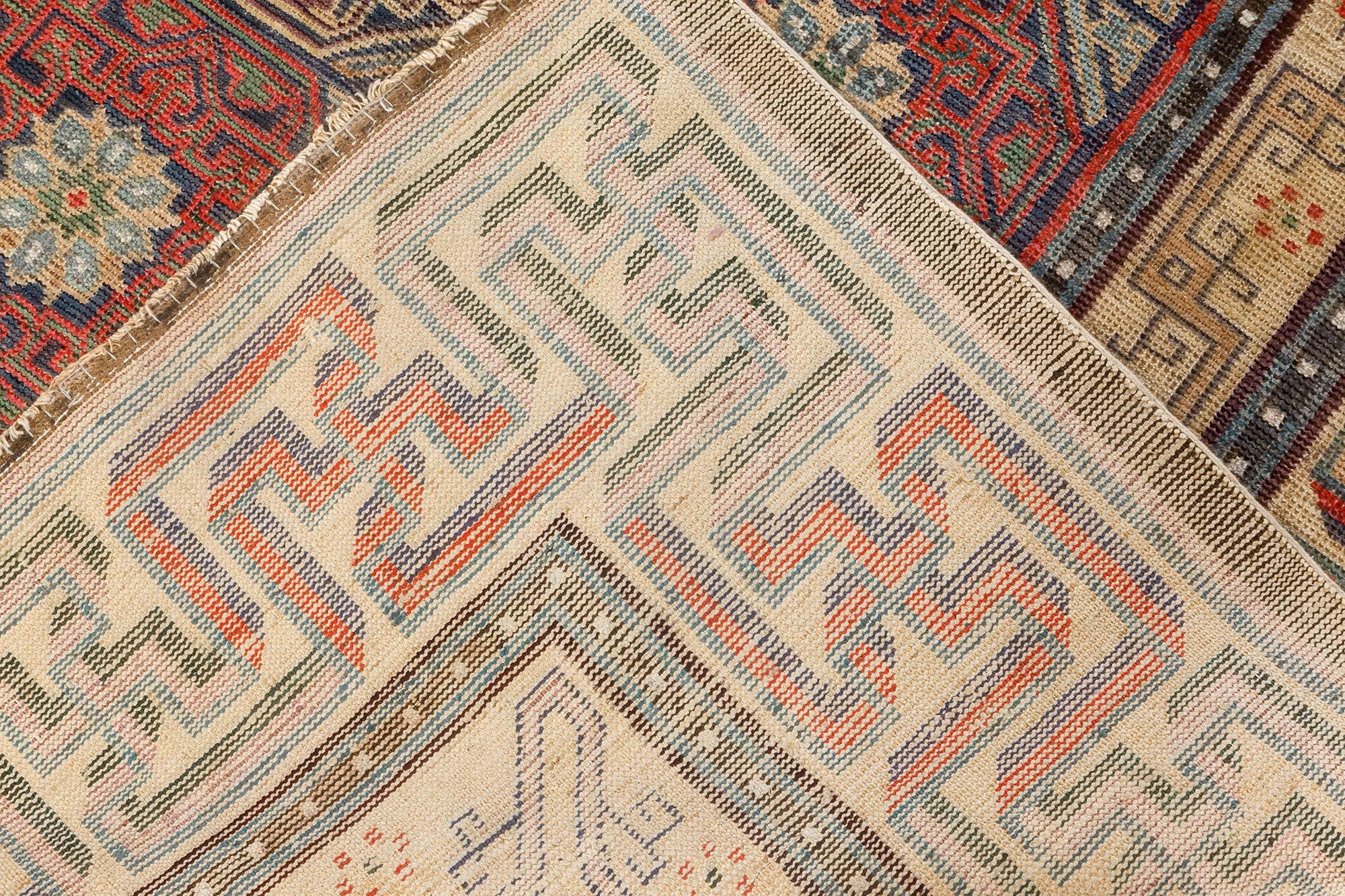 Doris Leslie Blau 19th Century Bold Chinese Silk Rug For Sale 4