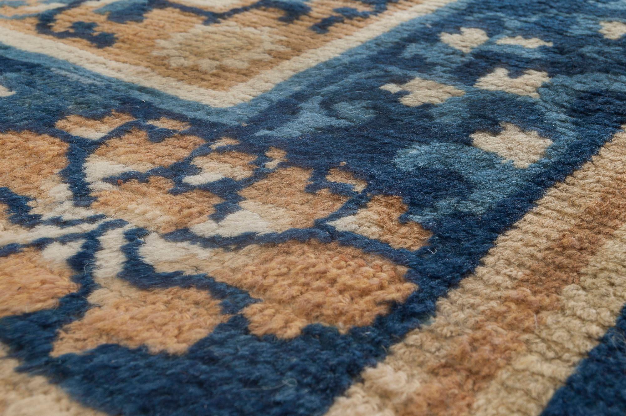 Noué à la main Doris Leslie Blau Tapis chinois en laine fait à la main au 19e siècle en vente
