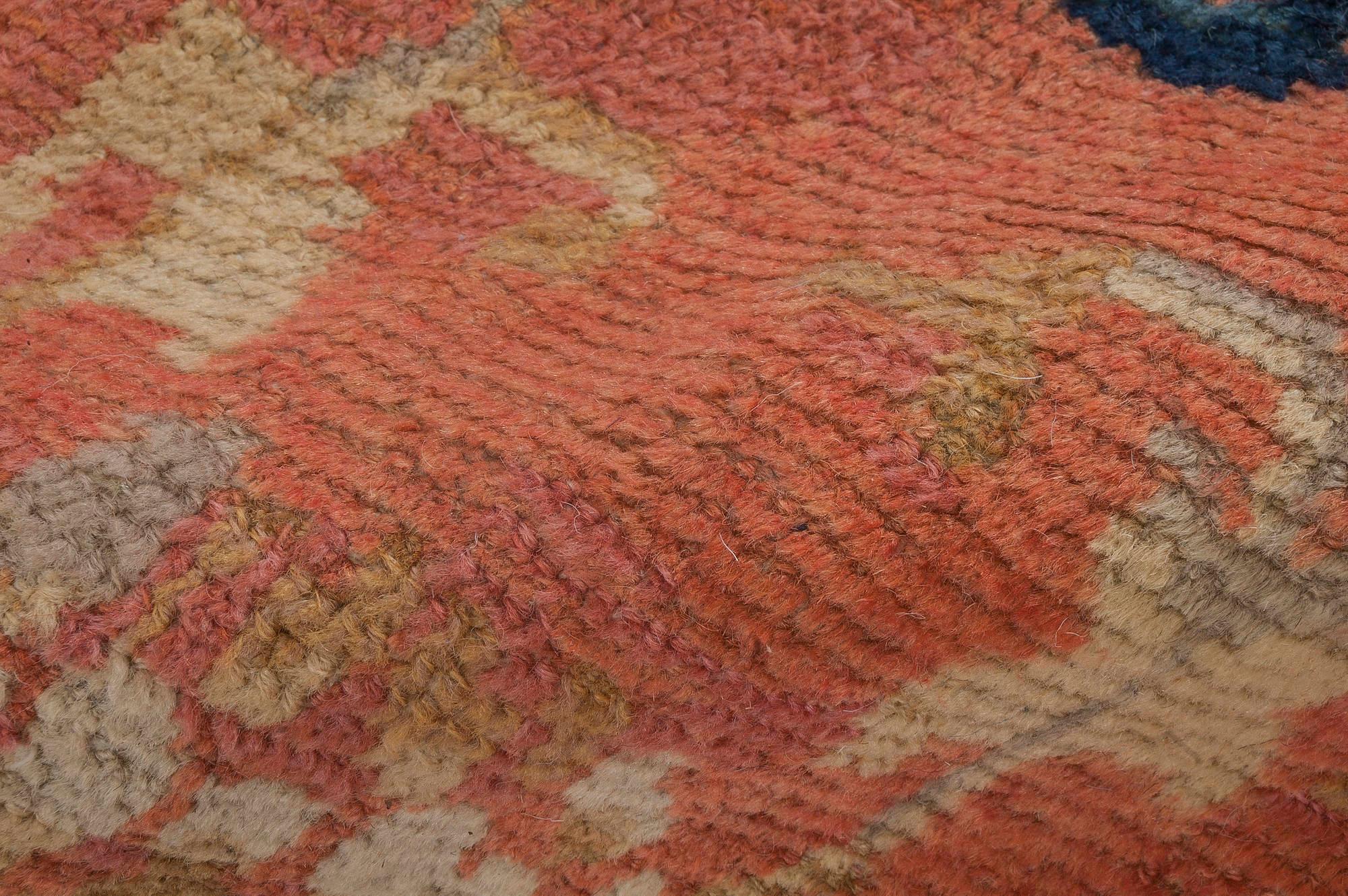 Doris Leslie Blau Tapis chinois en laine fait à la main au 19e siècle Bon état - En vente à New York, NY