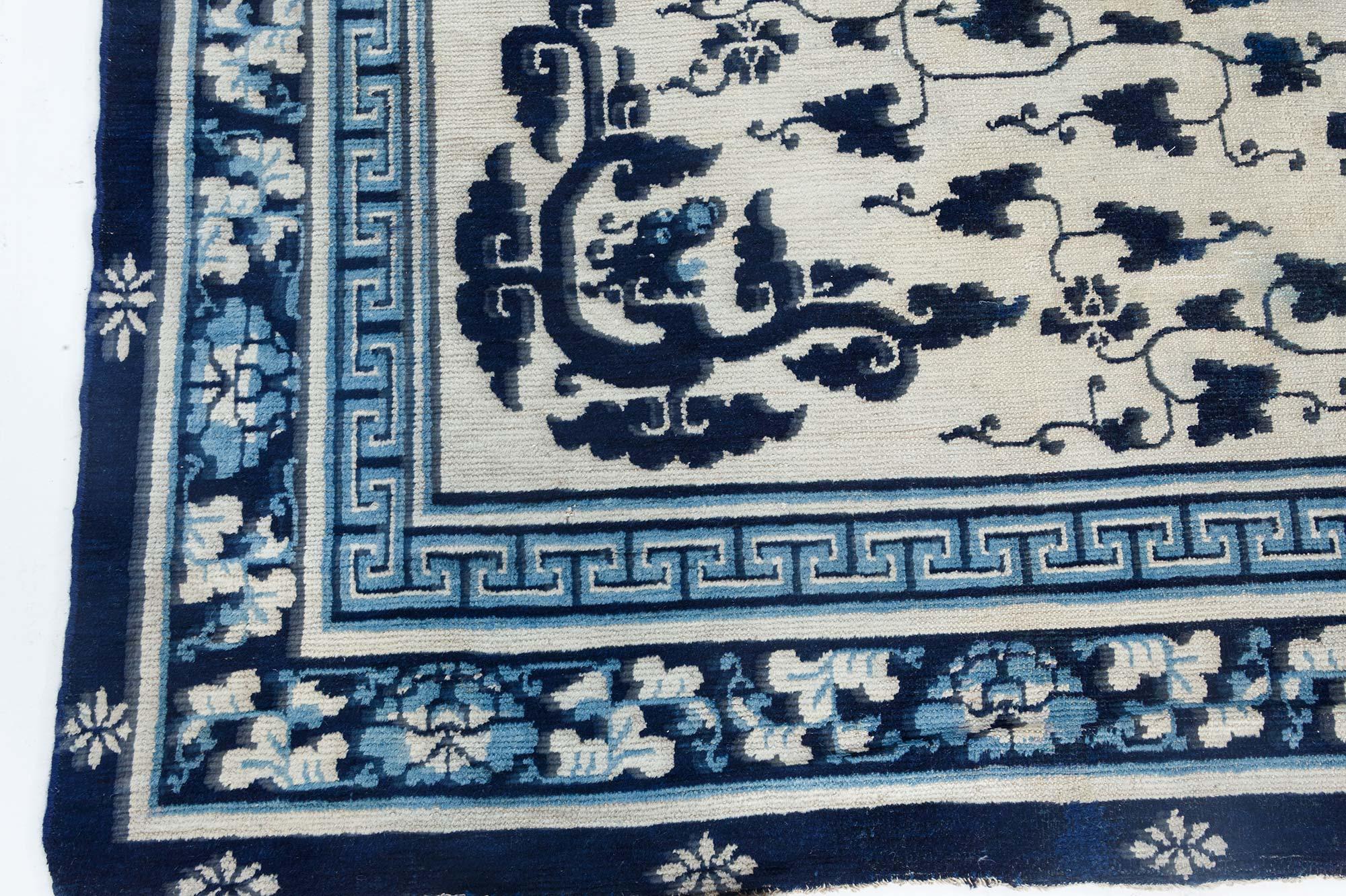 Tissé à la main Tapis chinois du 19ème siècle Doris Leslie Blau en vente