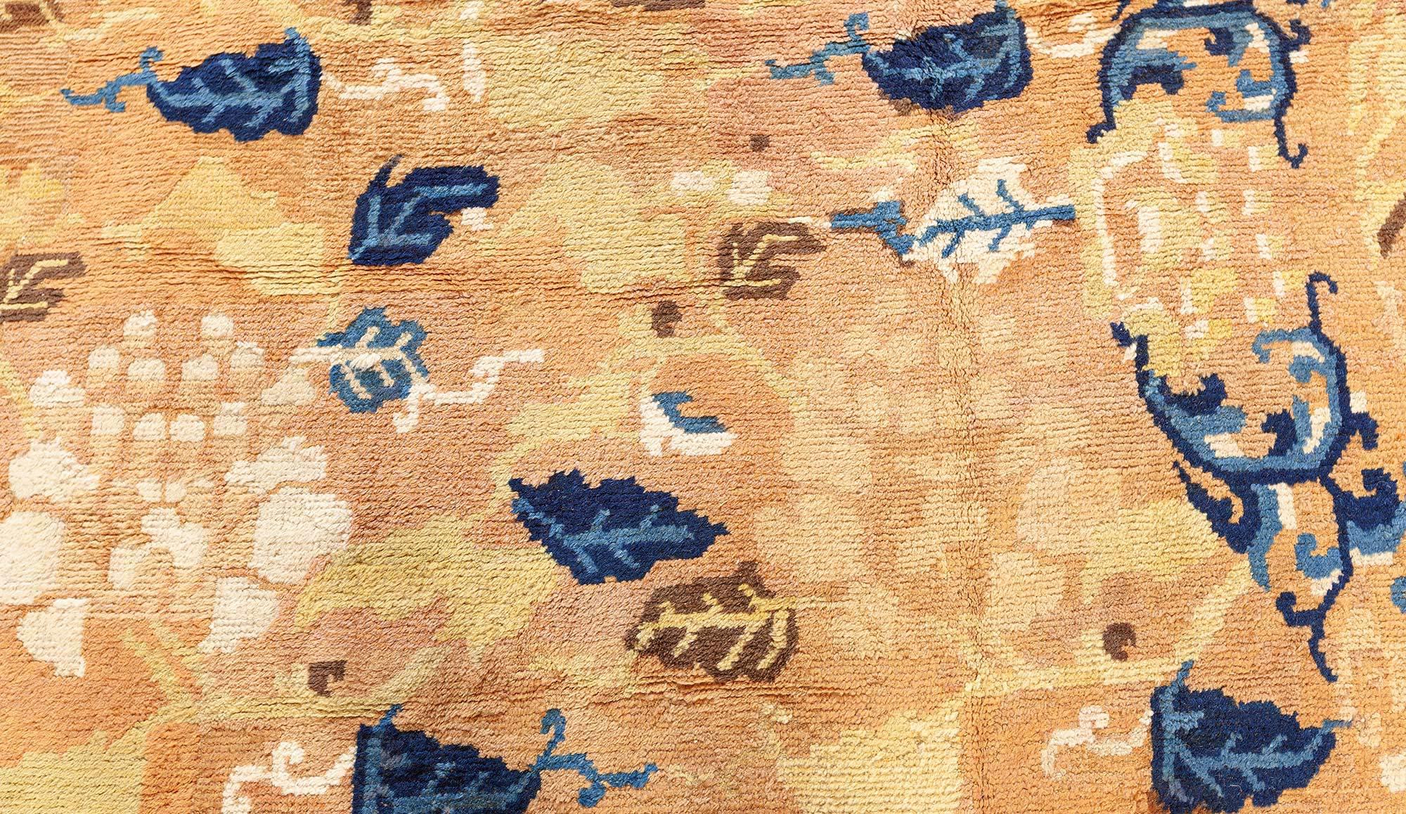 Doris Leslie Blau 19th Century Chinese Yellow Blue Handmade Rug In Good Condition For Sale In New York, NY