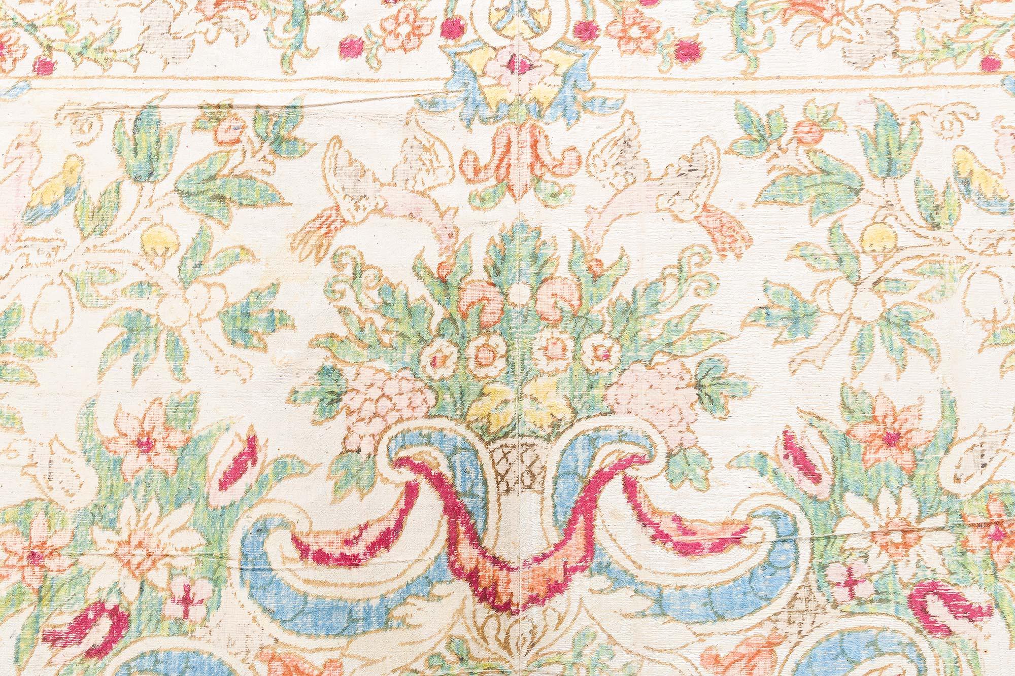 Tissé à la main Doris Leslie Blau Tapis de table en soie européen du XIXe siècle en vente