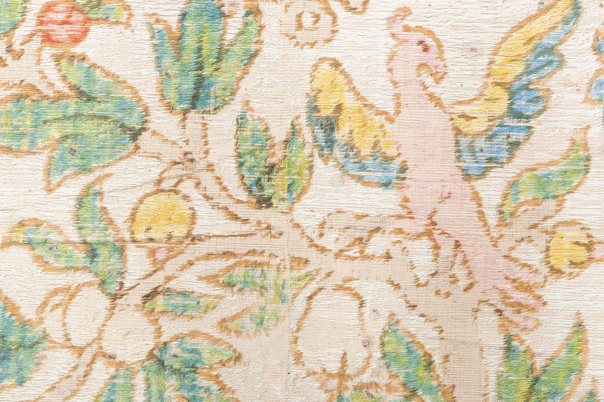 Doris Leslie Blau Tapis de table en soie européen du XIXe siècle en vente 1