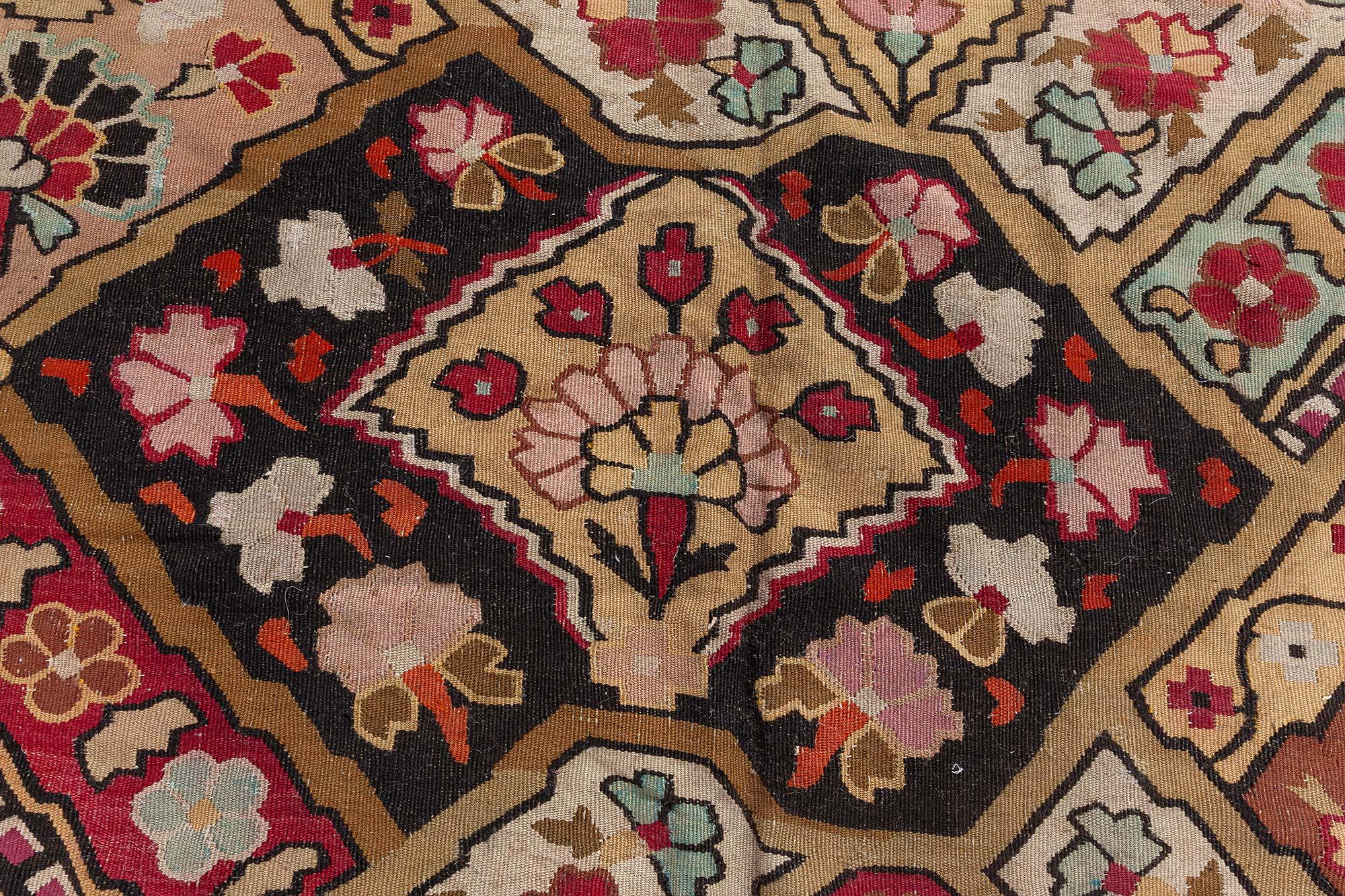 Annodato a mano Doris Leslie Blau Tappeto Aubusson Botanico Francese del XIX secolo fatto a mano in vendita