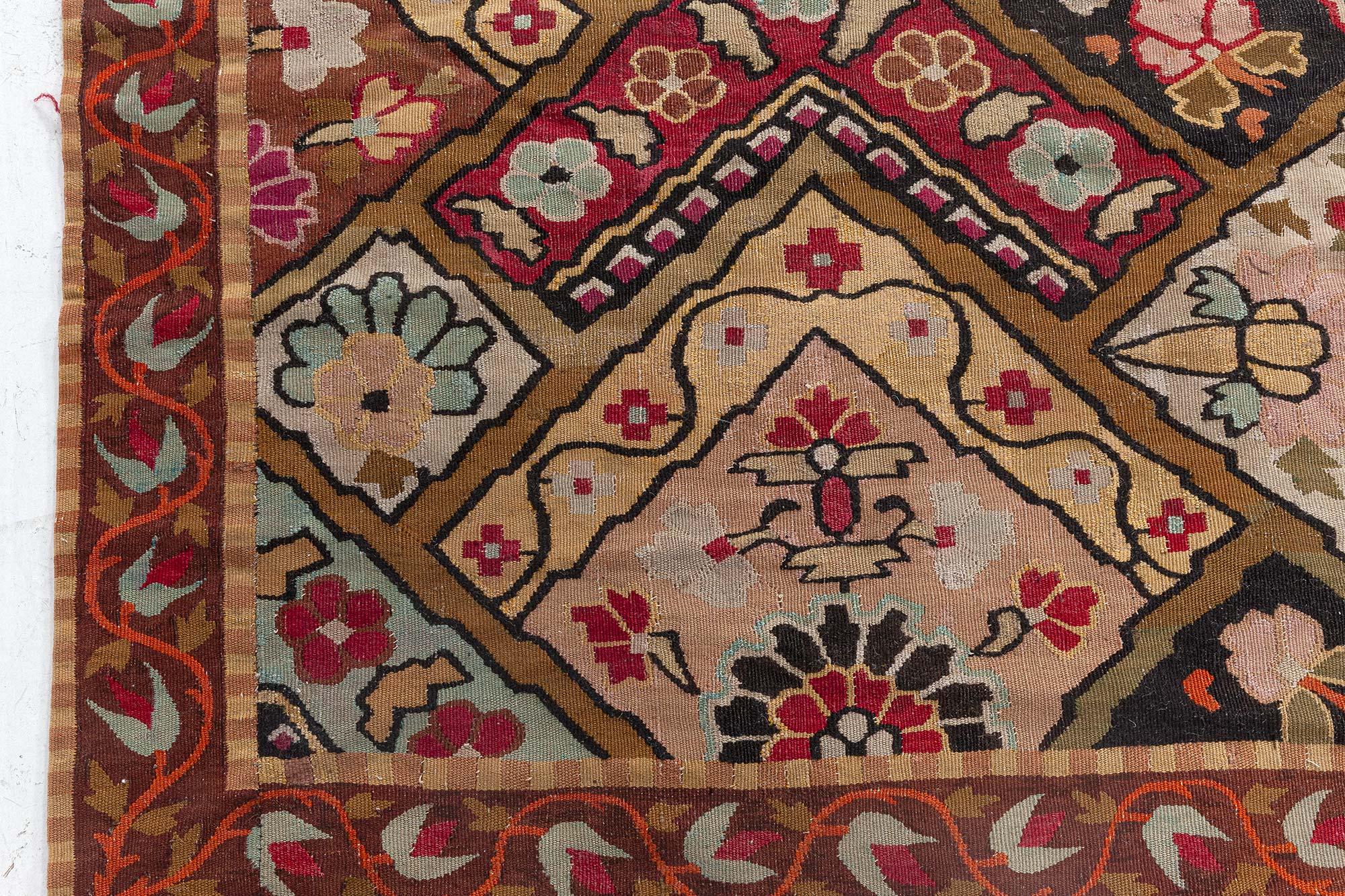 Doris Leslie Blau Tappeto Aubusson Botanico Francese del XIX secolo fatto a mano in vendita 2