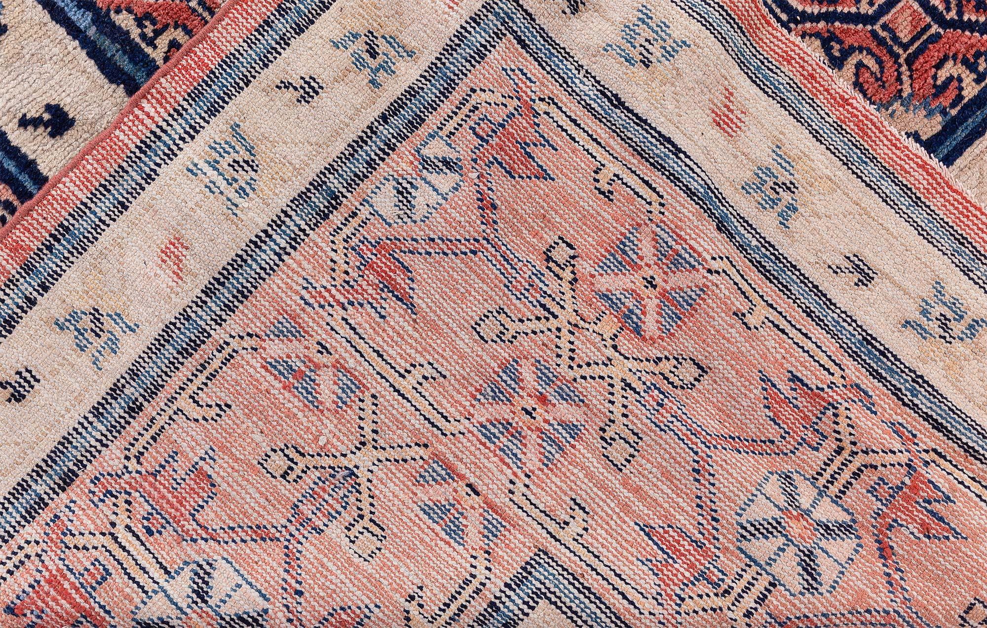 Doris Leslie Blauer Khotan Samarkand-Wollteppich aus dem 19. Jahrhundert im Angebot 4