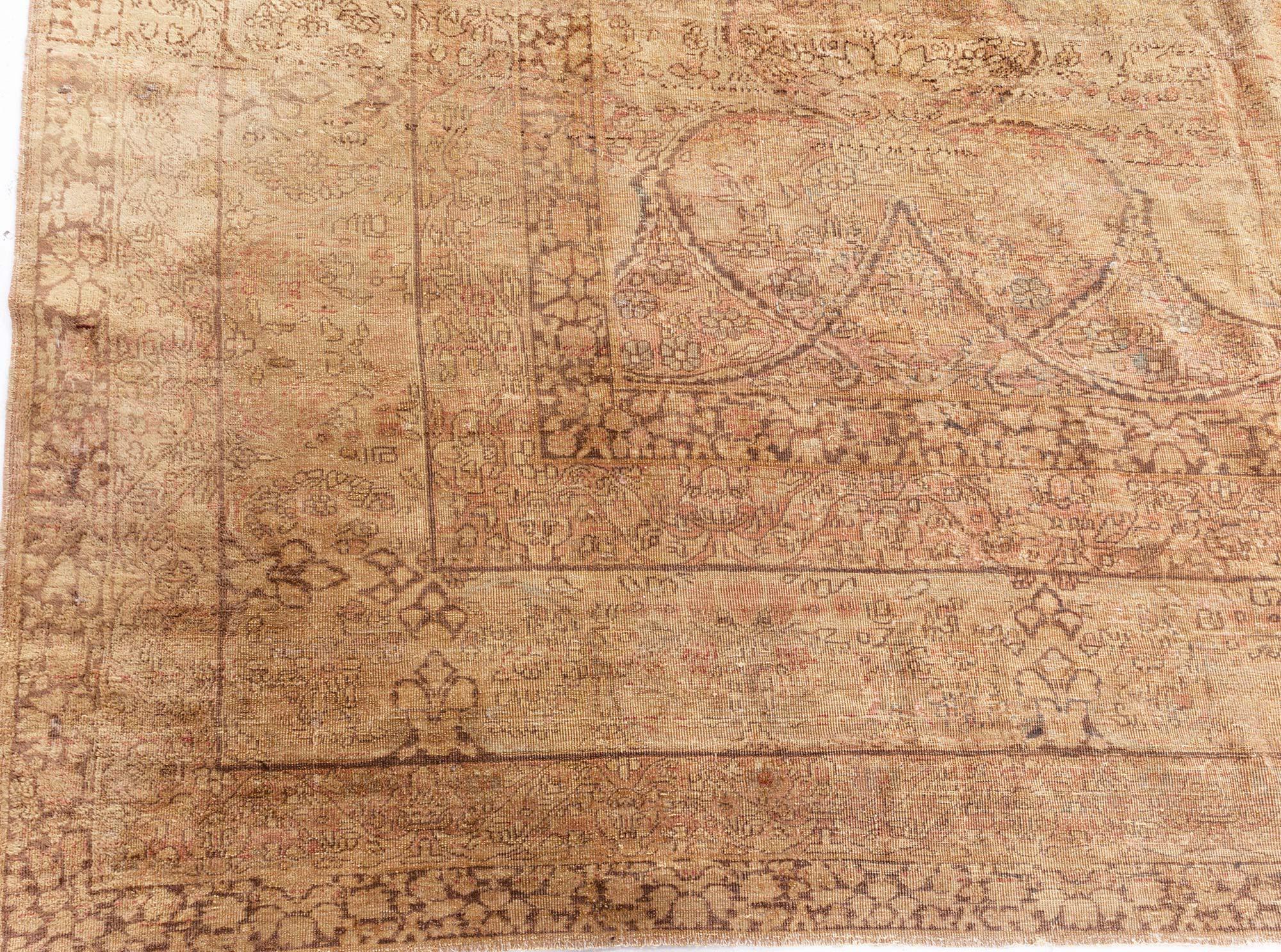 Persischer Kirman Botanic Handgefertigter Wollteppich aus dem 19. Jahrhundert
Größe: 12'10