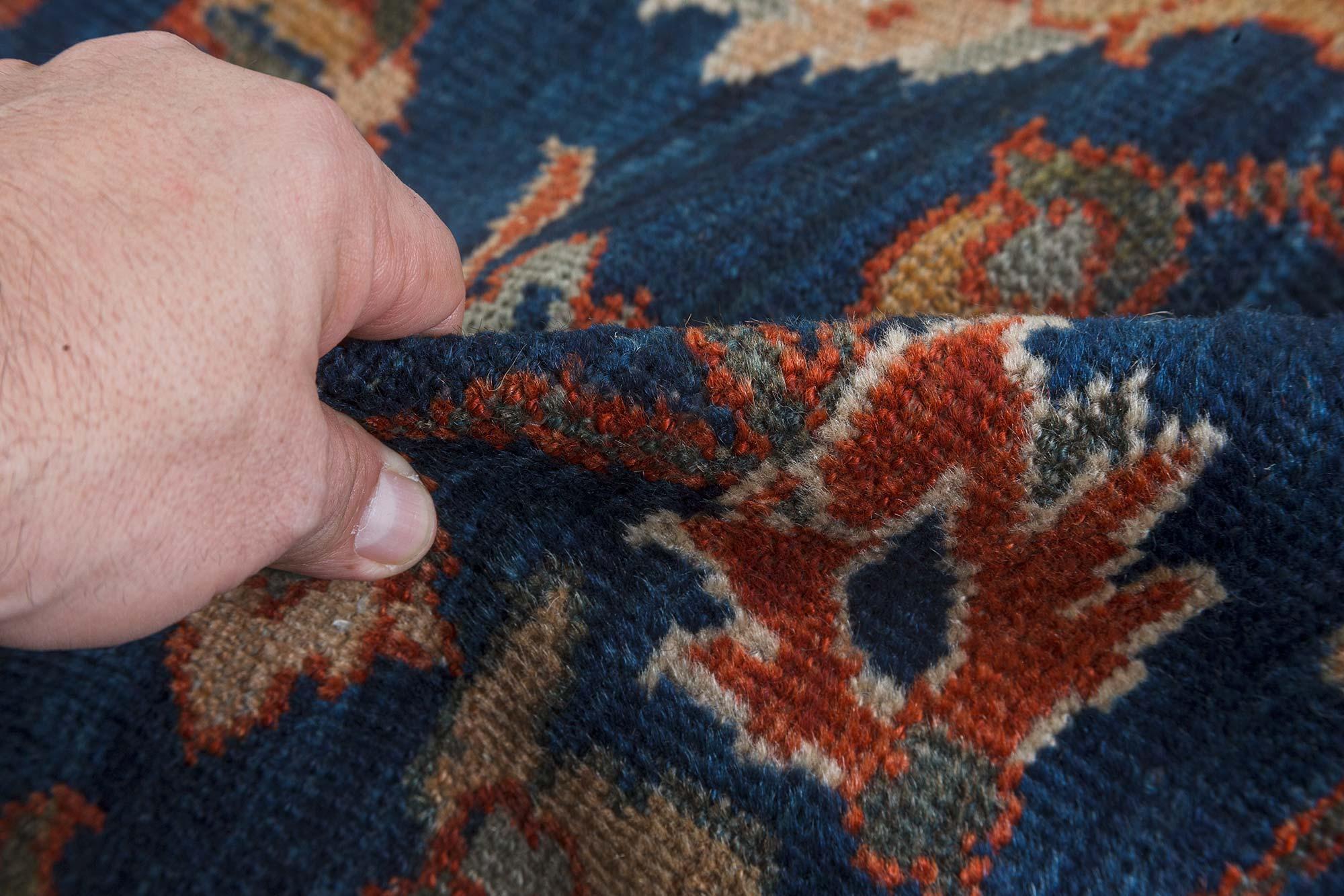 Doris Leslie Blau Tappeto persiano Sultanabad del XIX secolo in vendita 2