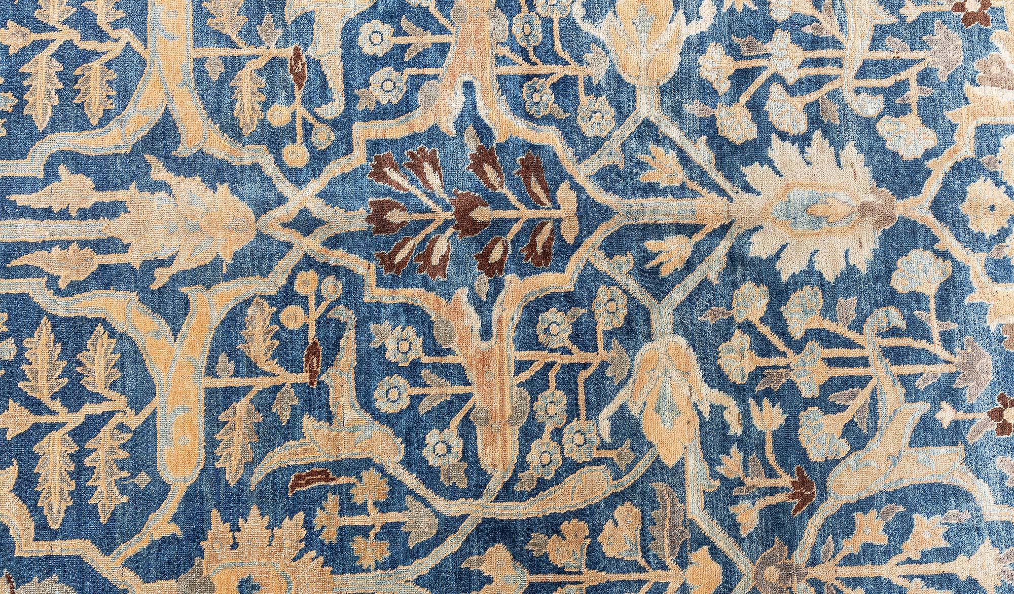 Lana Doris Leslie Blau Tappeto di lana persiano Tabriz del XIX secolo fatto a mano in vendita