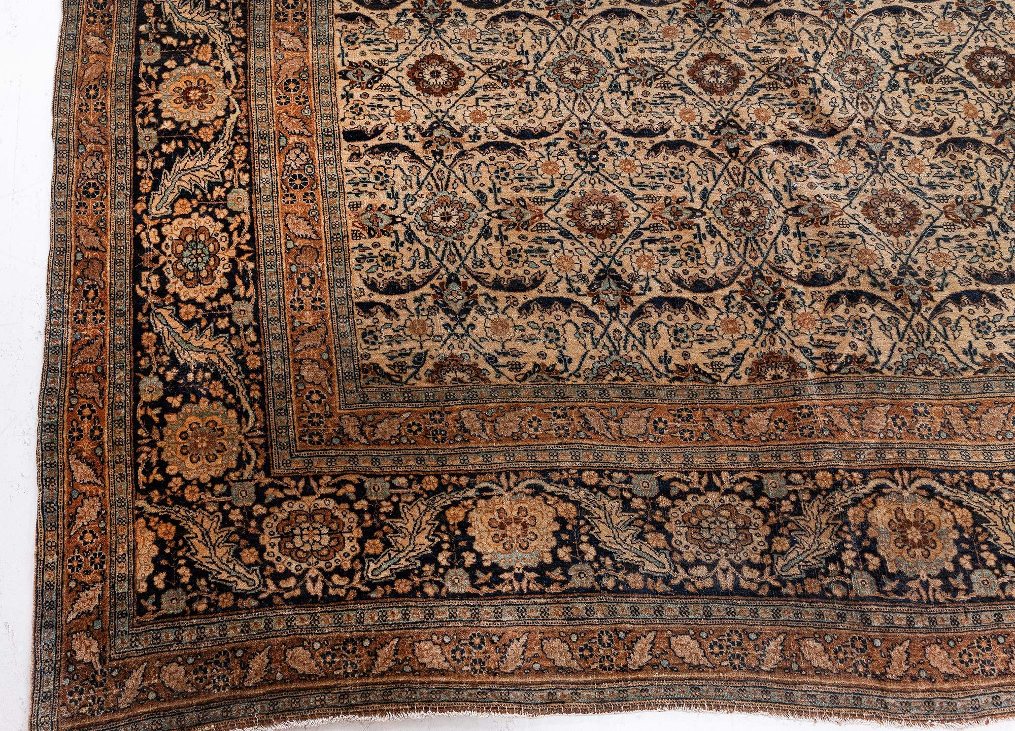 Perse Tapis persan de Tabriz du 19ème siècle fait à la main Doris Leslie Blau en vente