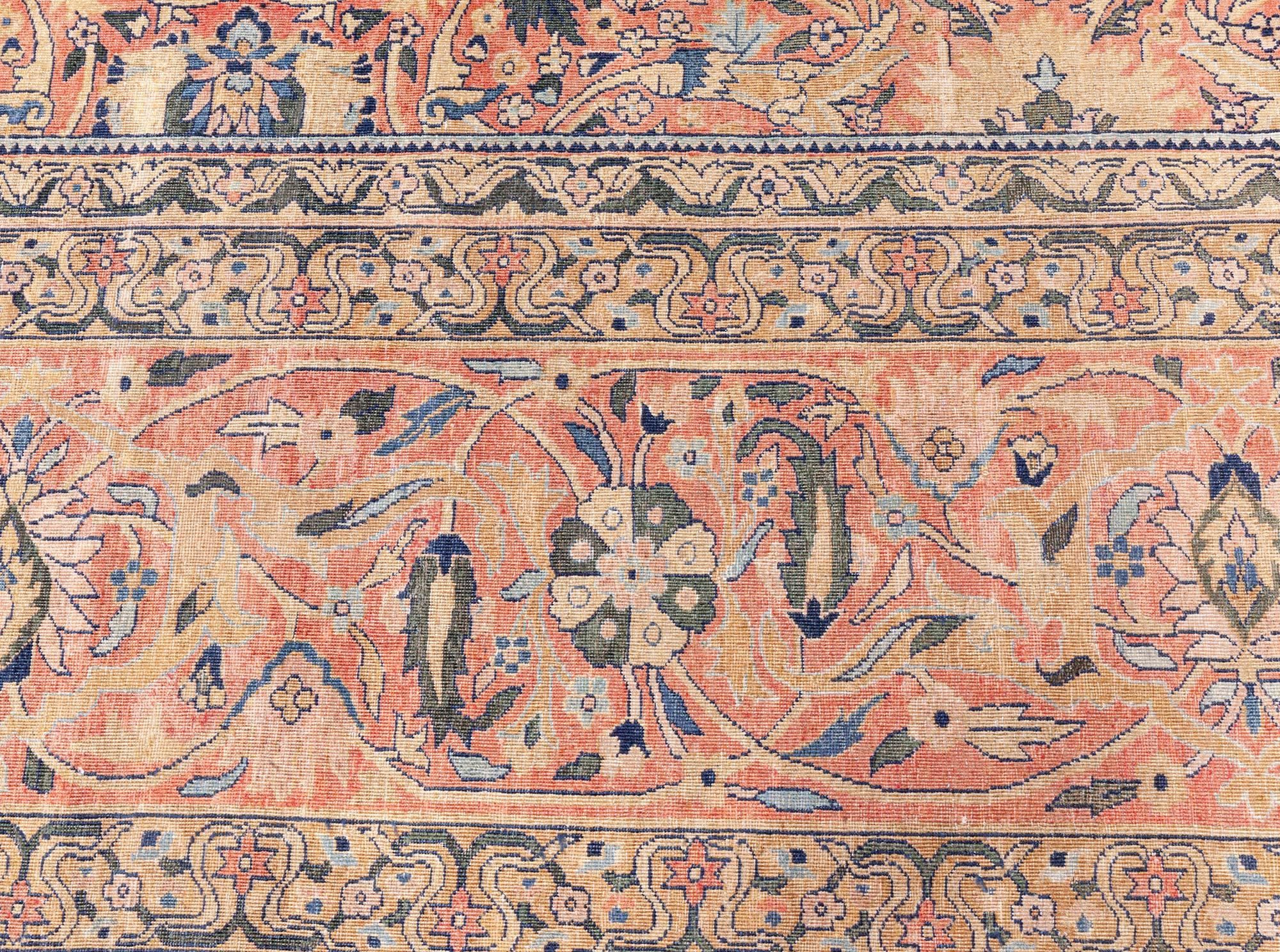 Tissé à la main Tapis persan de Tabriz du 19ème siècle fait à la main Doris Leslie Blau en vente