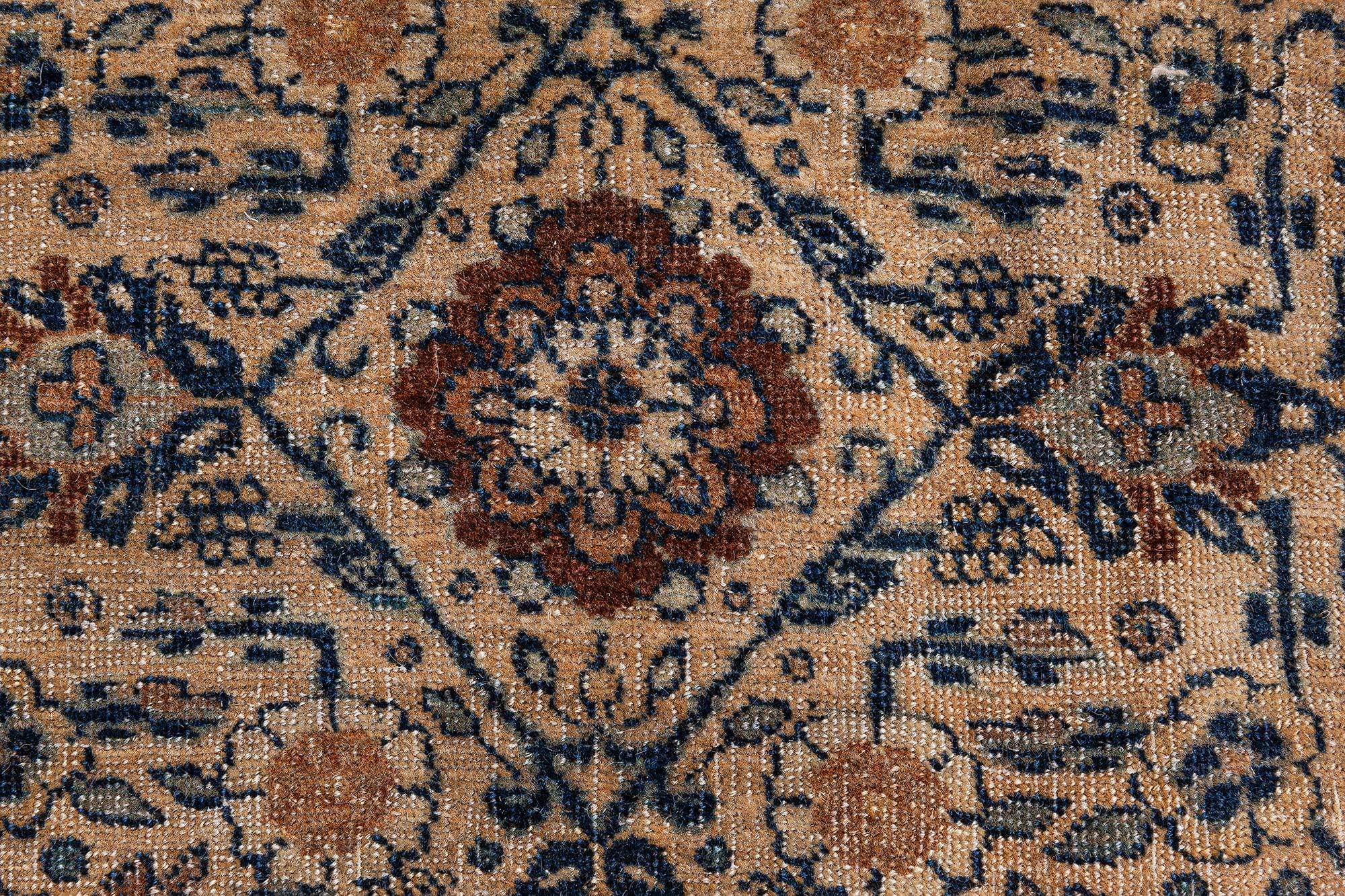 Laine Tapis persan de Tabriz du 19ème siècle fait à la main Doris Leslie Blau en vente
