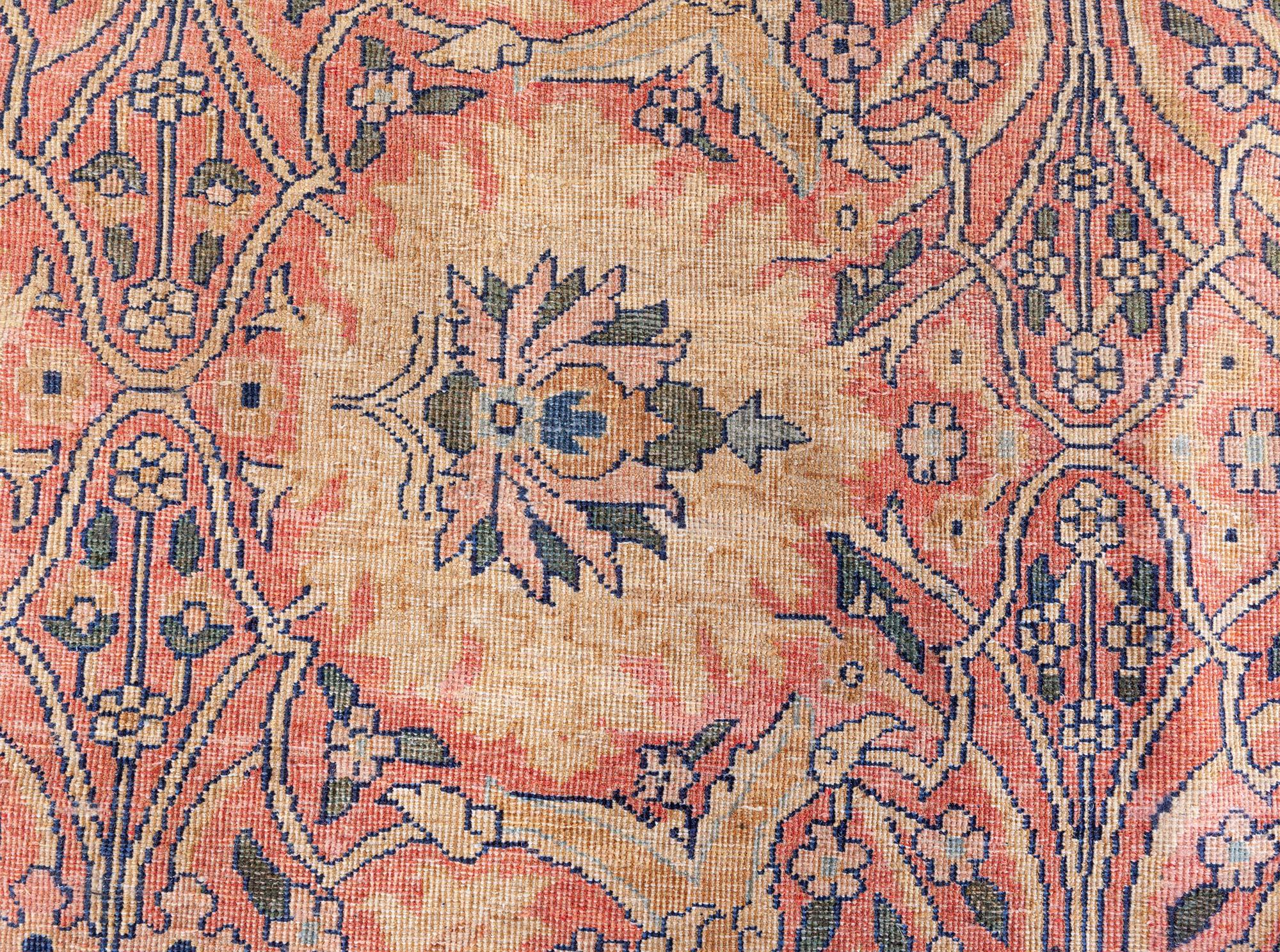 Tapis persan de Tabriz du 19ème siècle fait à la main Doris Leslie Blau en vente 1