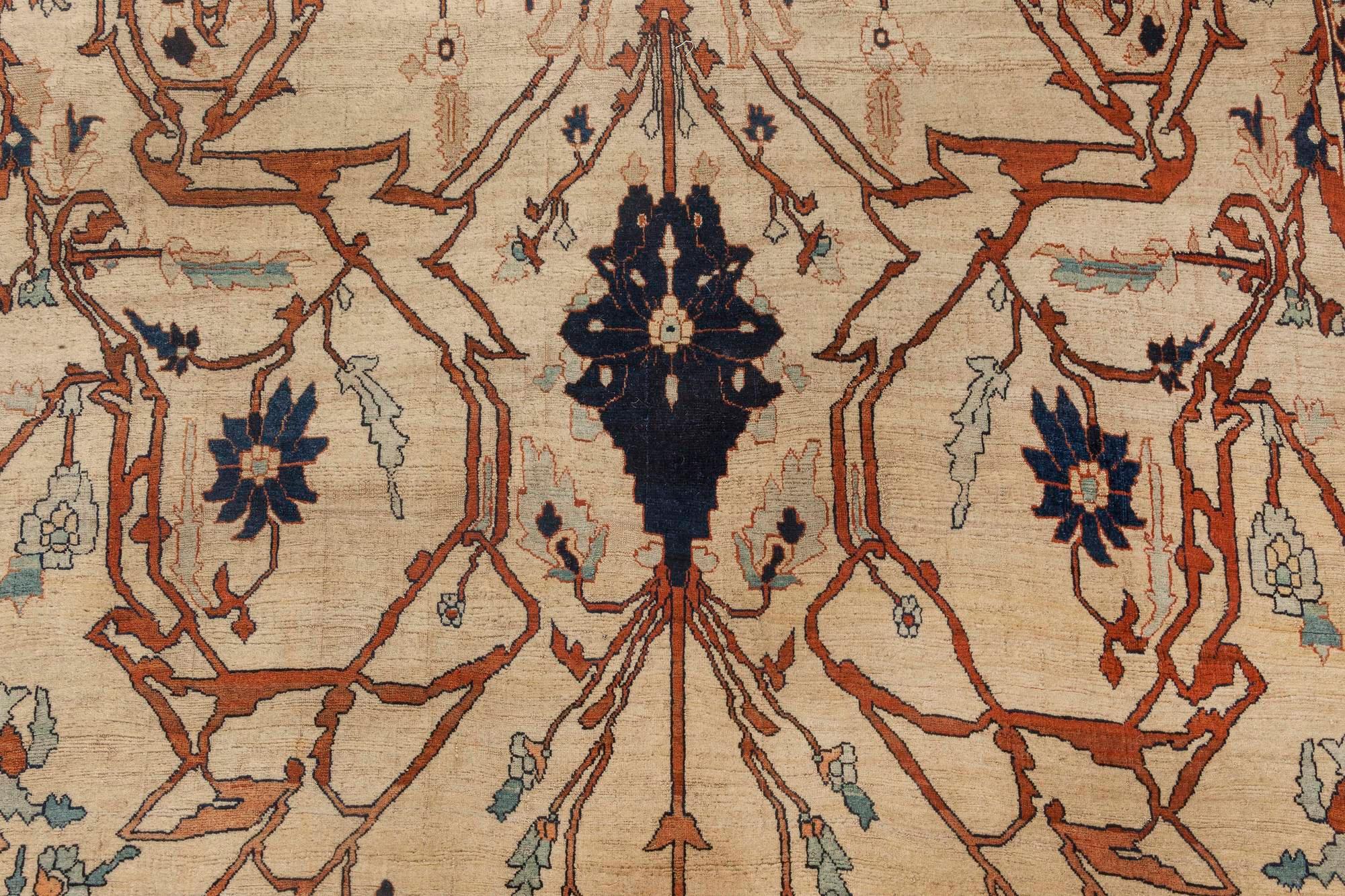 Doris Leslie Blauer persischer Täbris-Handgewebter Wollteppich aus dem 19. Jahrhundert (Persisch) im Angebot