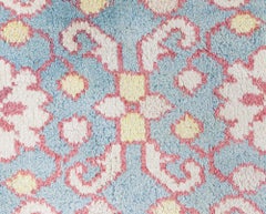 Tappeto indiano antico di Agra in cotone grigio chiaro con motivi floreali, di Doris Leslie Blau - 1900 circa