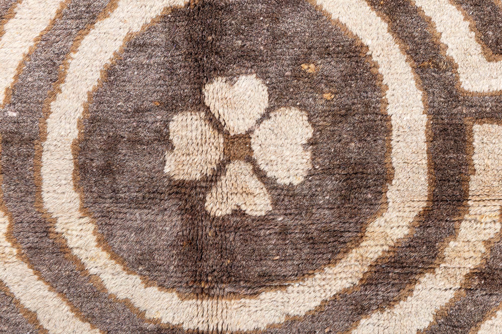 Tapis mongol chinois ancien
Taille : 8'7