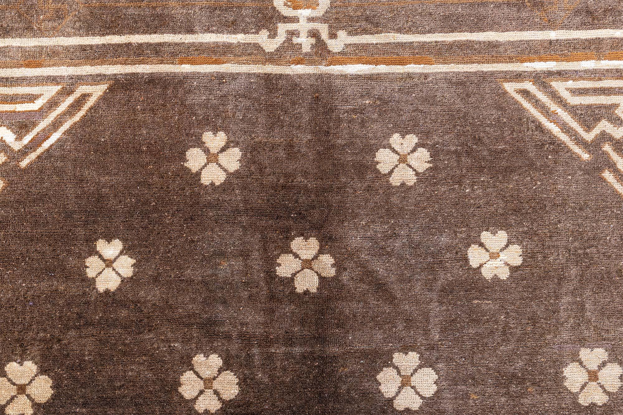 20ième siècle Doris Leslie Blau Tapis chinois ancien de Mongolie en vente