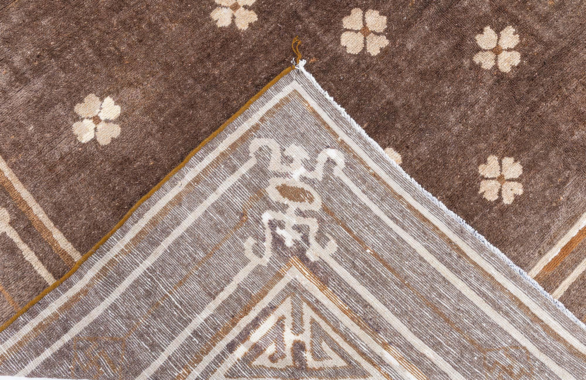 Doris Leslie Blau Tapis chinois ancien de Mongolie en vente 2