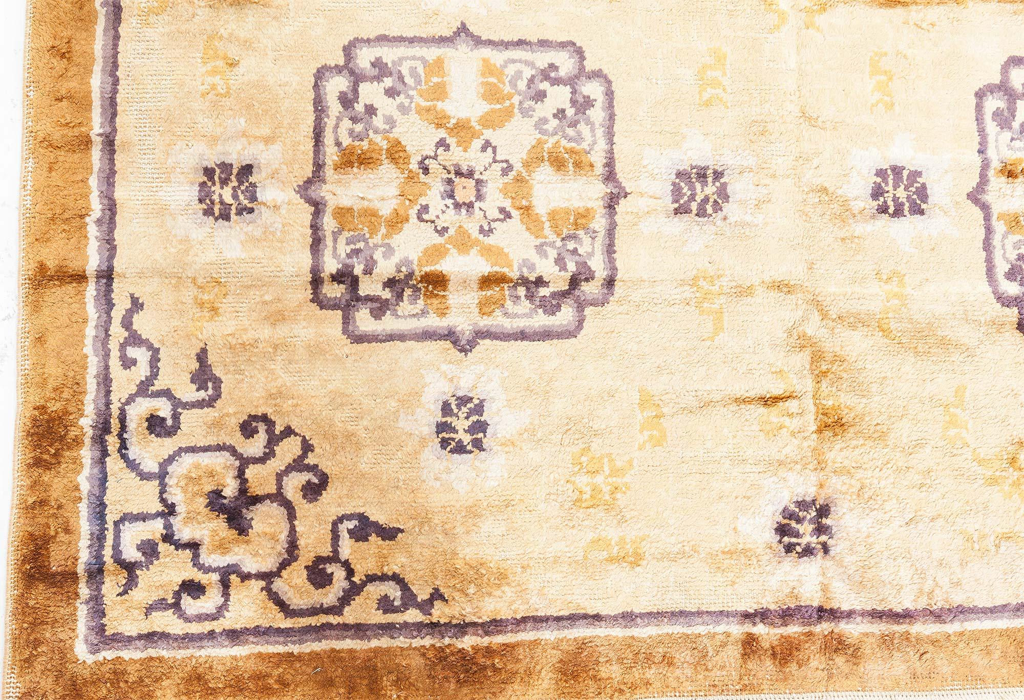 Doris Leslie Blau Tapis chinois ancien en vente 1