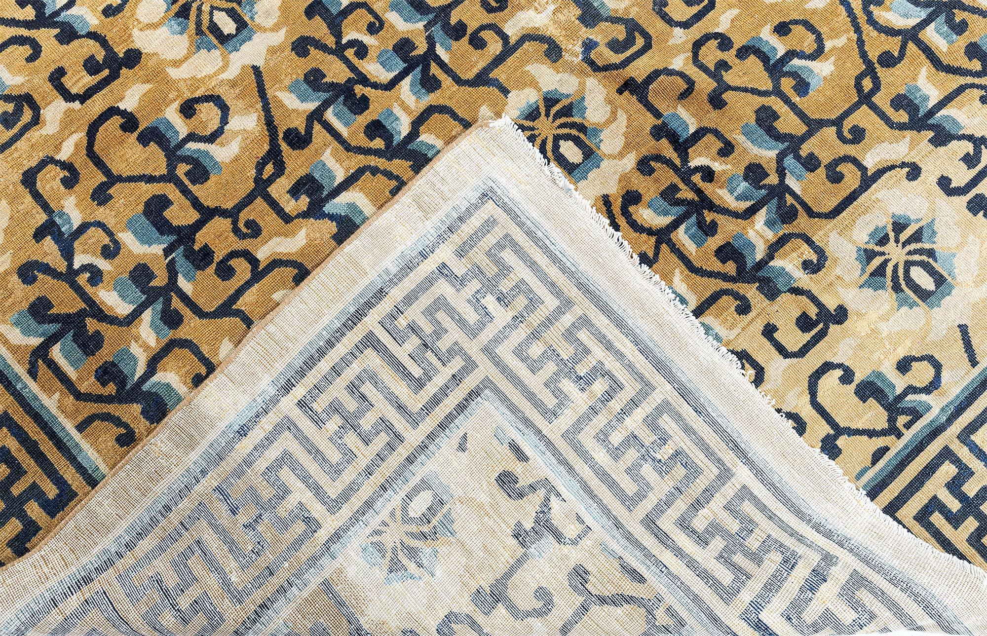 Doris Leslie Blau Tapis chinois ancien de Samarkand en vente 3