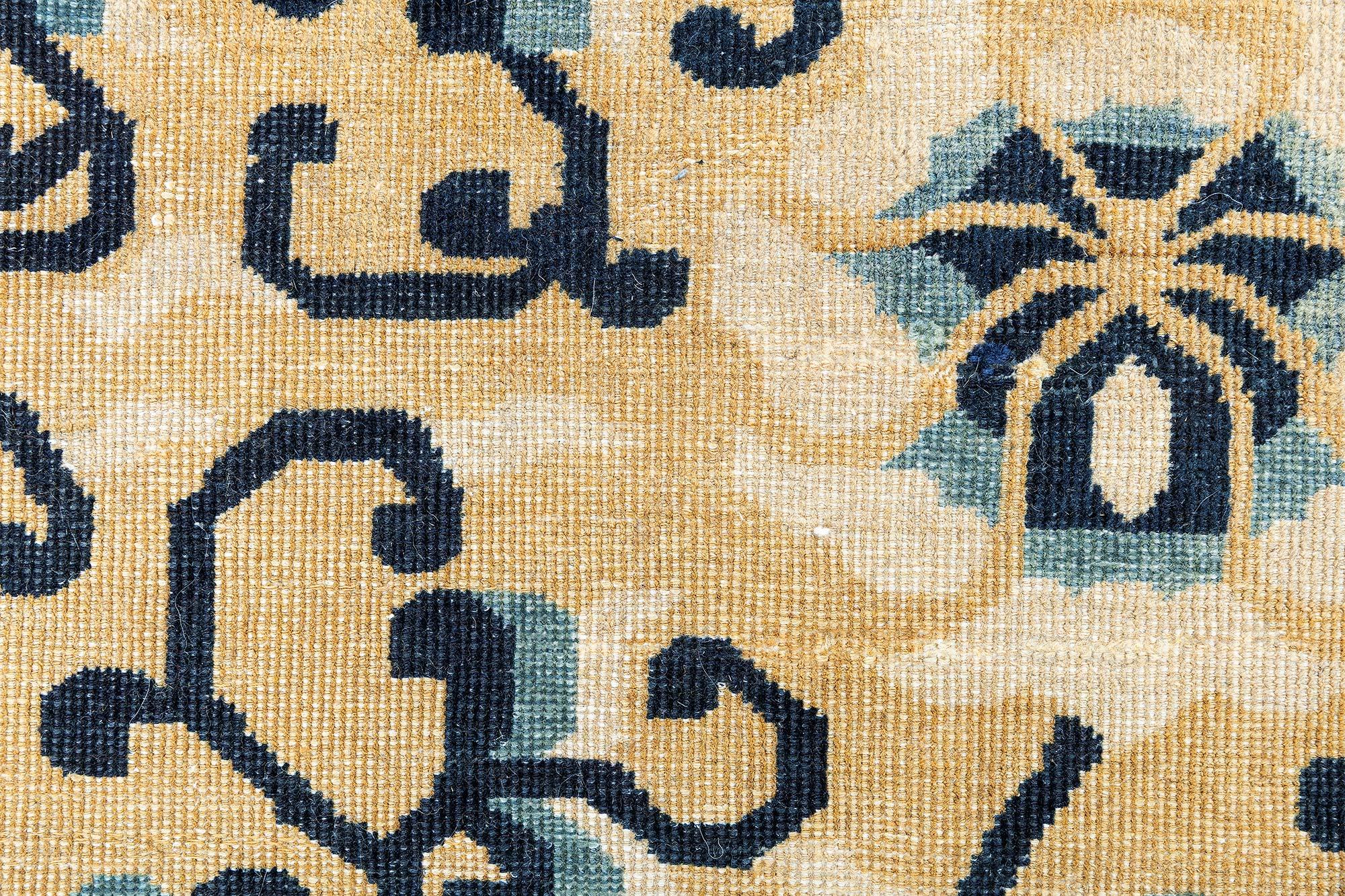 Doris Leslie Blau Tapis chinois ancien de Samarkand en vente 2