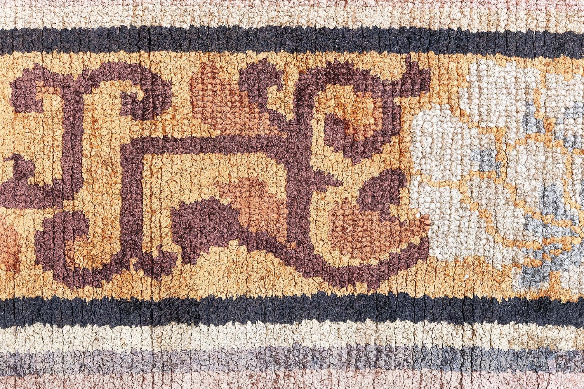 Doris Leslie Blau Tapis de soie chinois ancien Bon état - En vente à New York, NY
