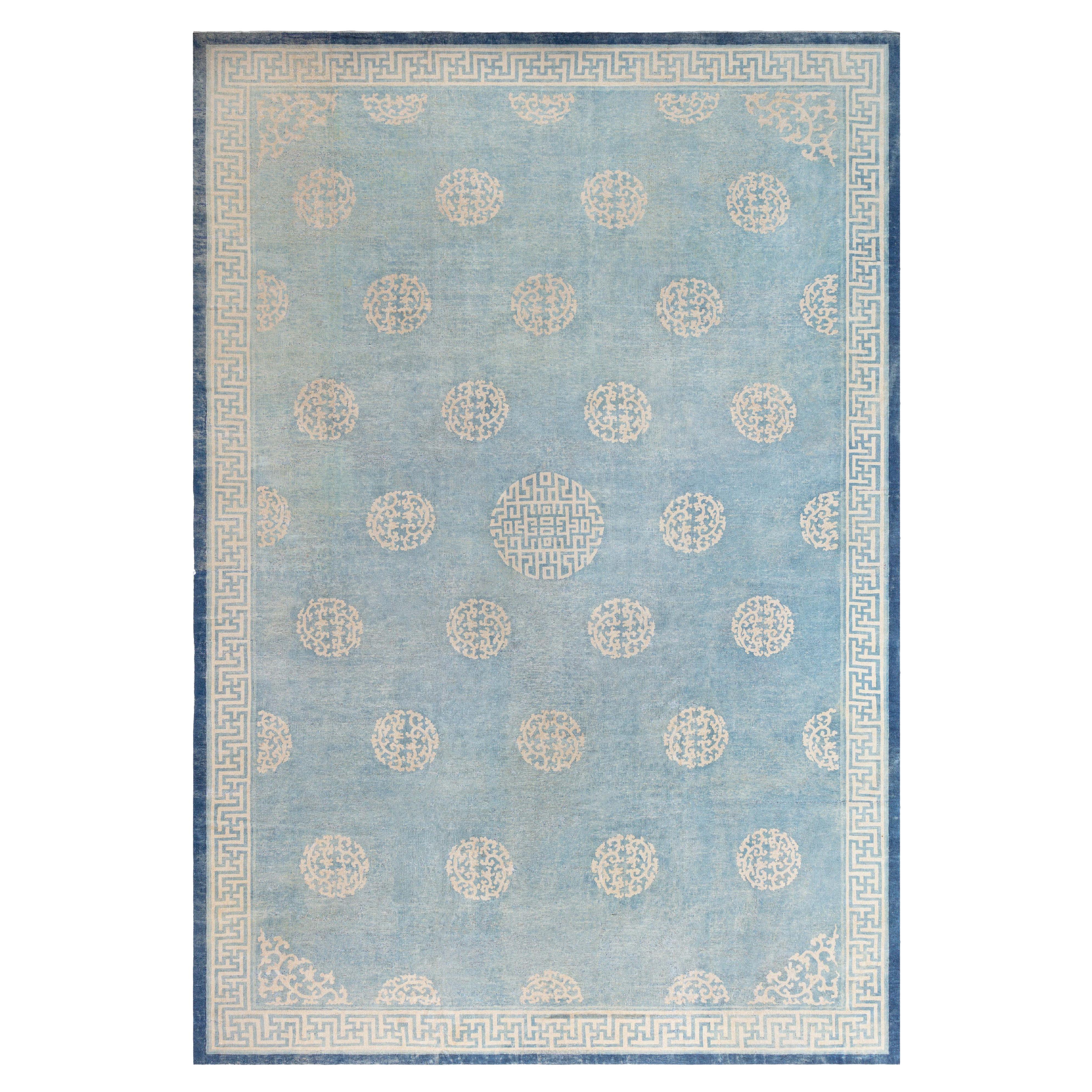 Tappeto in lana cinese antica Doris Leslie Blau in verde celeste e beige in vendita