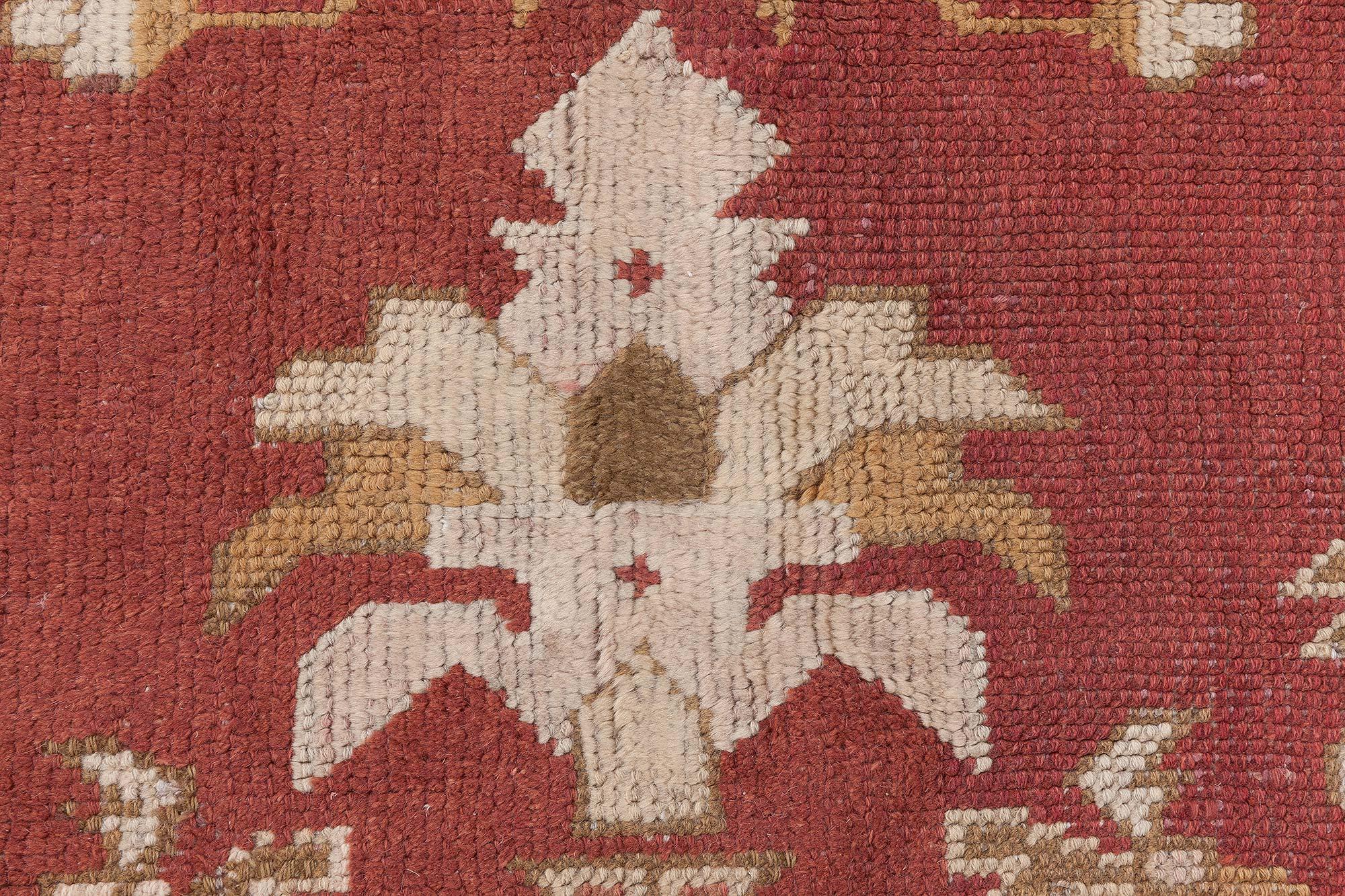 Doris Leslie Blau Antique English Axminster Handwoven Wool Rug In Good Condition For Sale In New York, NY