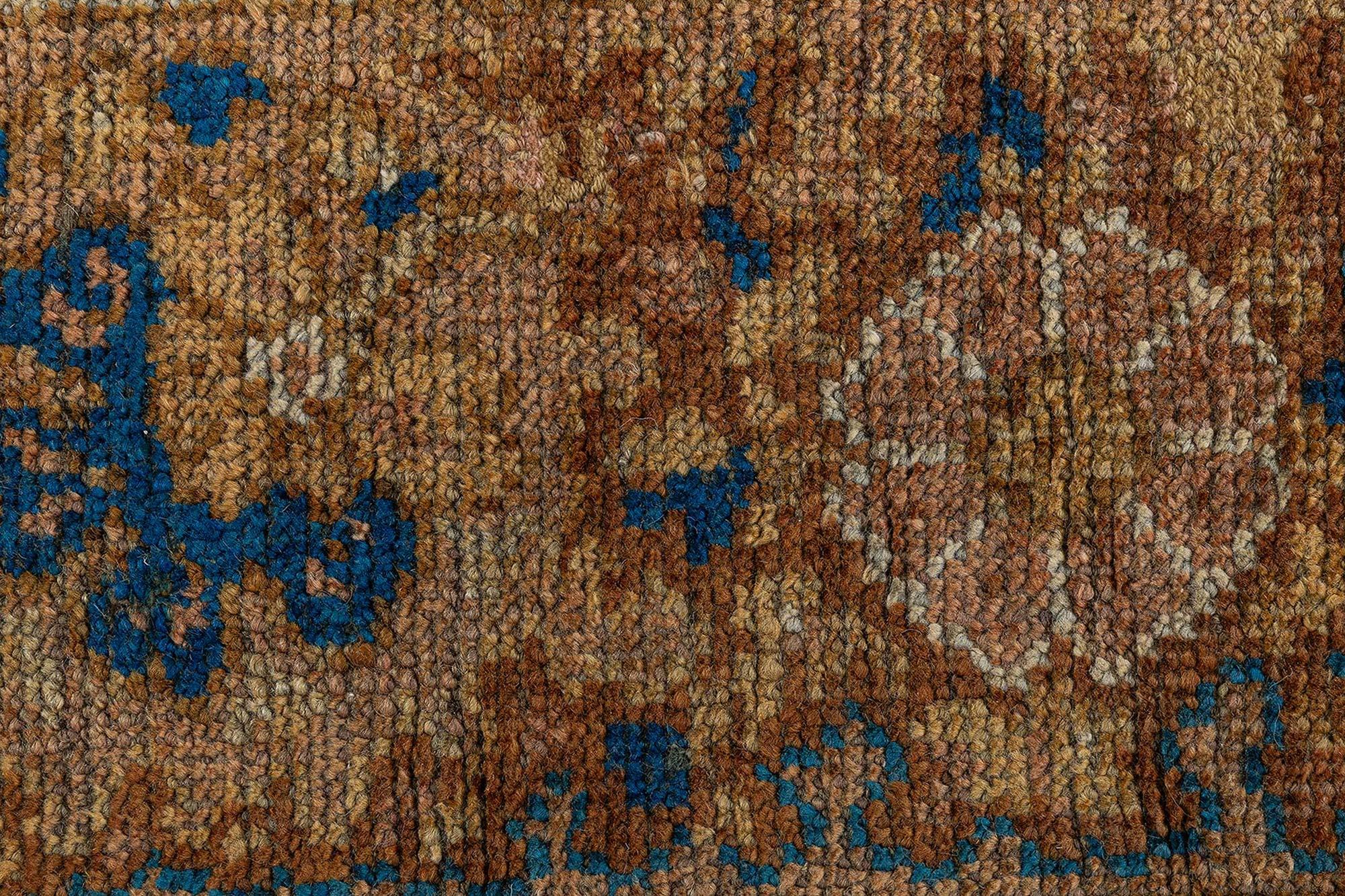 Doris Leslie Blau Antique English Axminster Rug In Good Condition For Sale In New York, NY