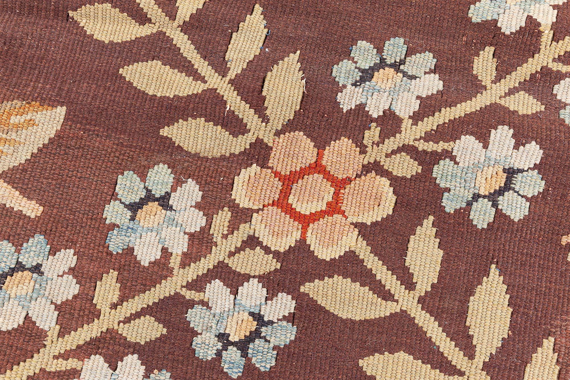 Doris Leslie Blau Antique French Aubusson Brown Botanic Tapis de laine fait main Bon état - En vente à New York, NY