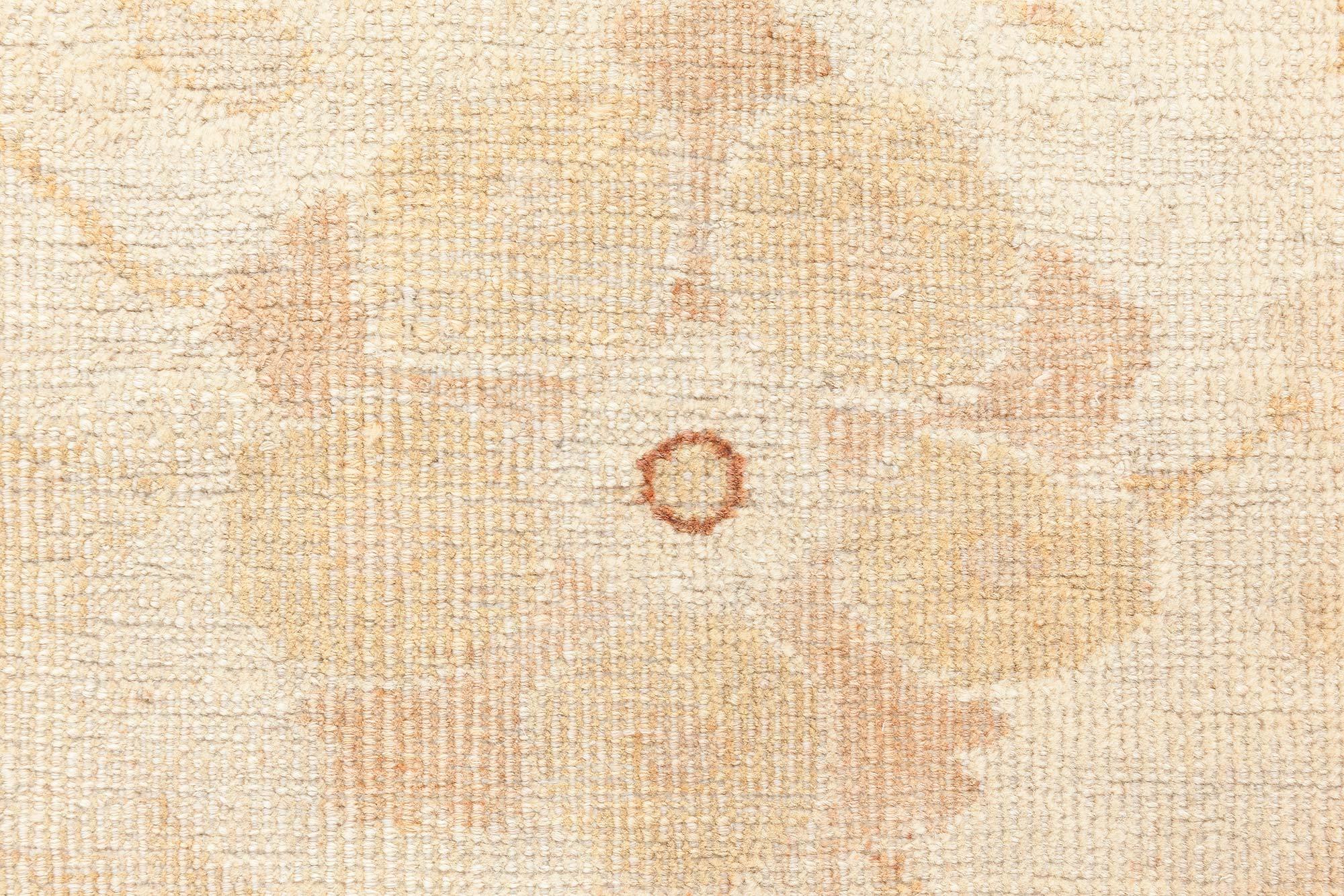 Doris Leslie Blau Antique Indian Amritsar Beige Handmade Wool Rug In Good Condition For Sale In New York, NY