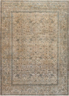 Doris Leslie Blau Alfombra antigua Kirman Floral allover de color tostado cálido - c. 1880