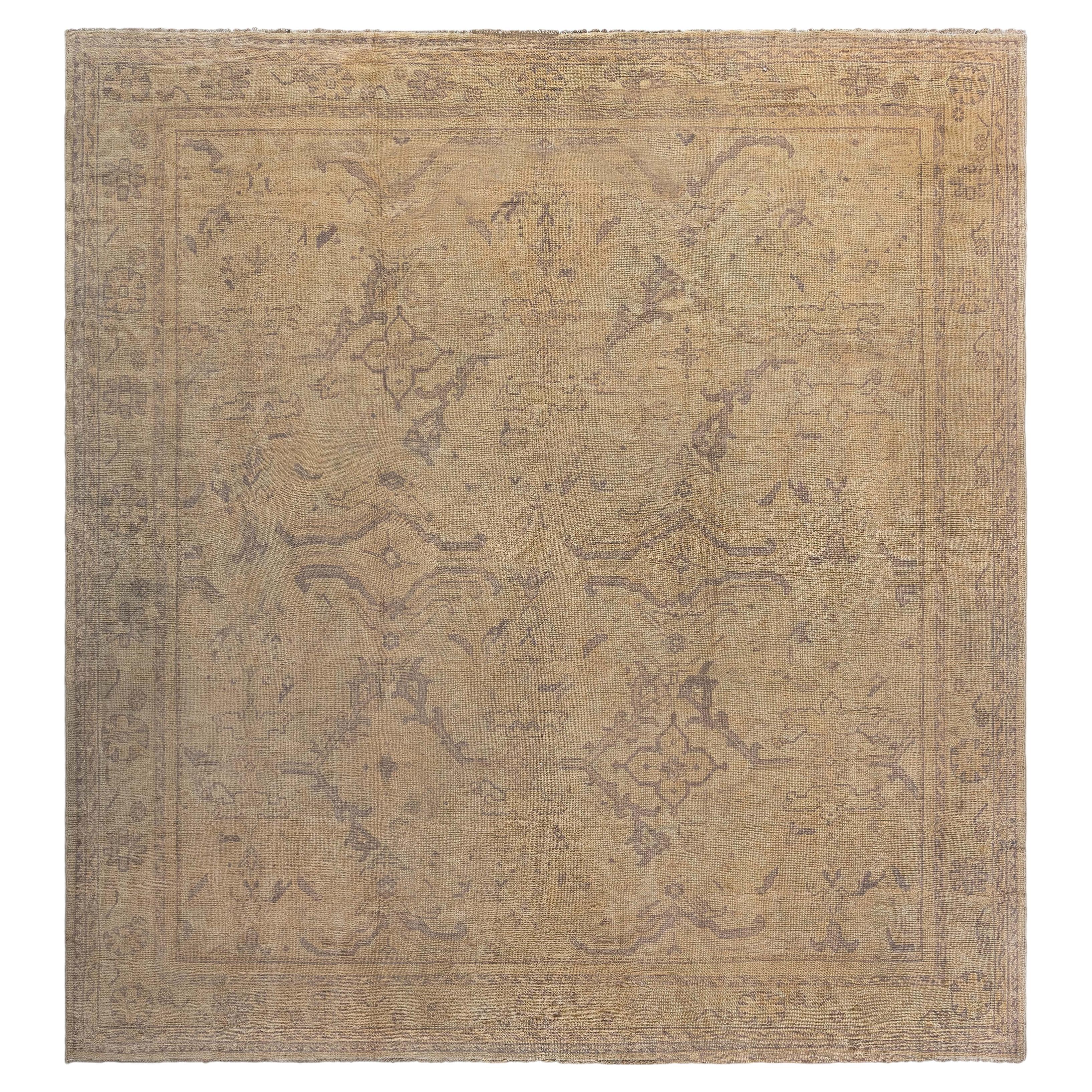 Tapis turc Oushak antique à motifs géométriques, de couleur crème-beige, signé Doris Leslie Blau – vers 1920