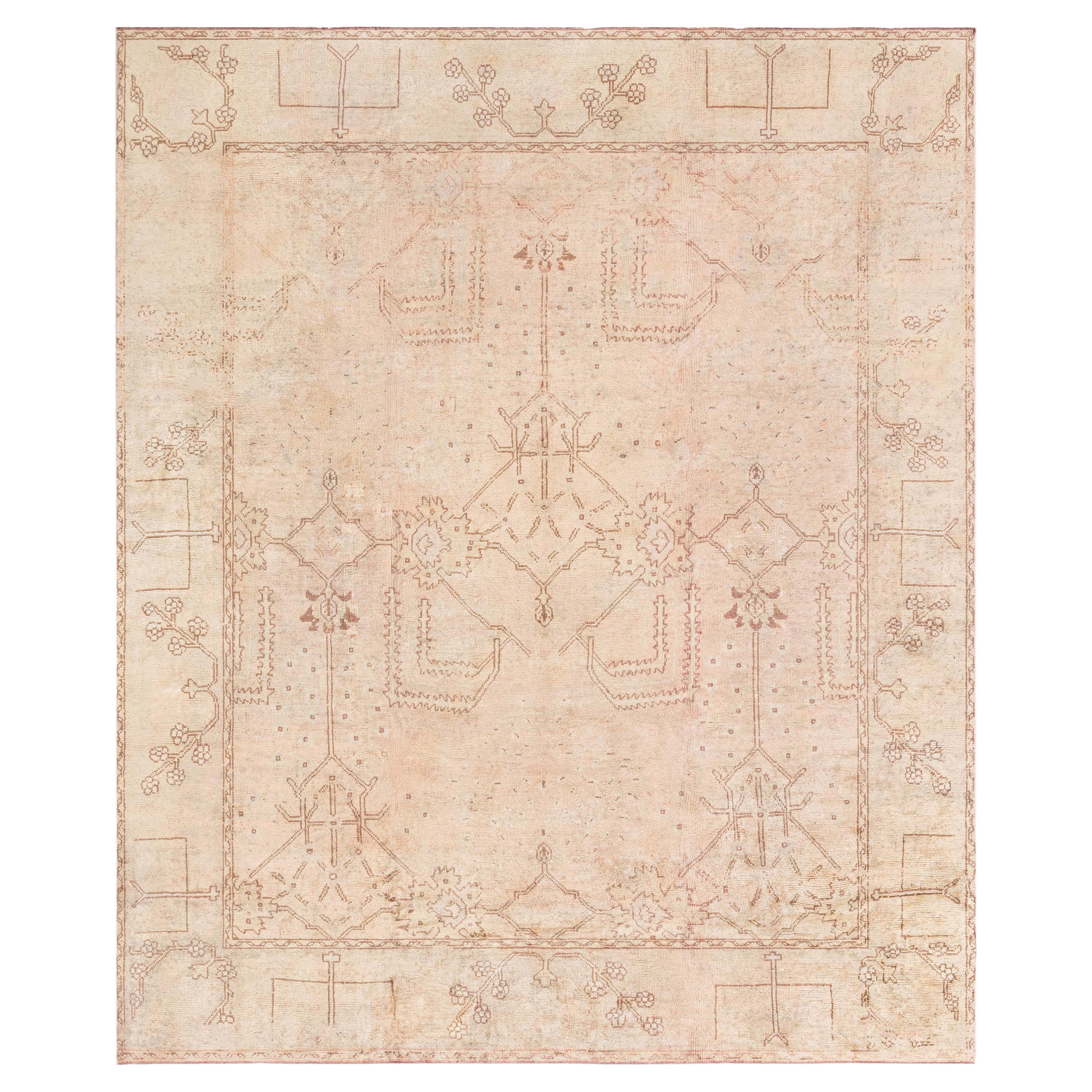 Tapis turc antique Oushak à médaillon de Doris Leslie Blau, couleur beige clair - vers 1900