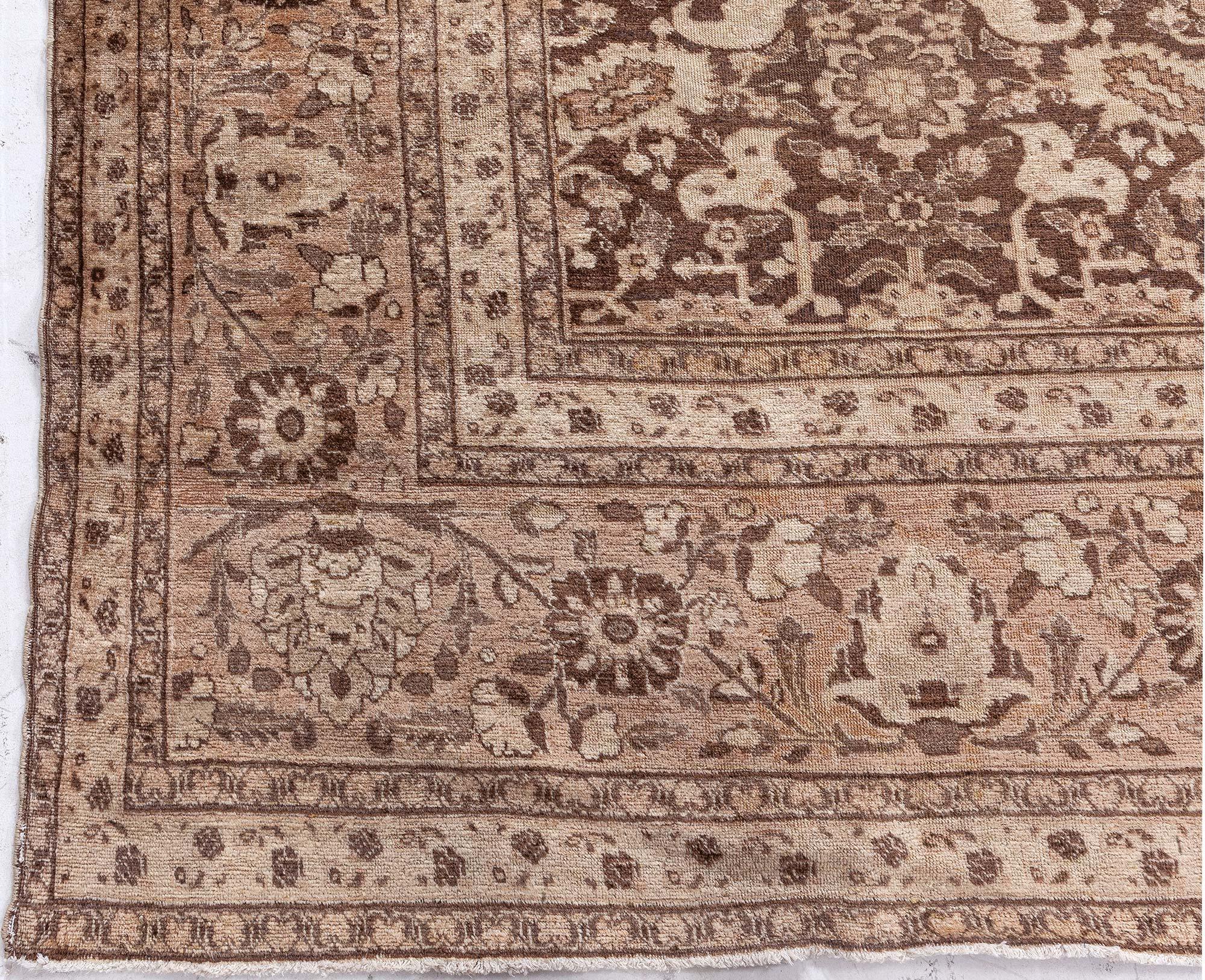 Perse Tapis persan ancien en laine fait à la main Doris Leslie Blau en vente