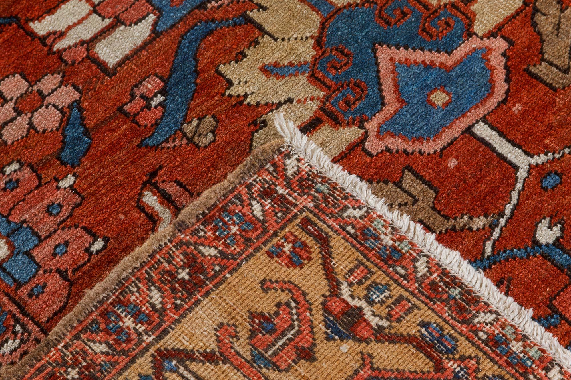 Doris Leslie Blauer antiker persischer Heriz-Roter Wollteppich im Angebot 6