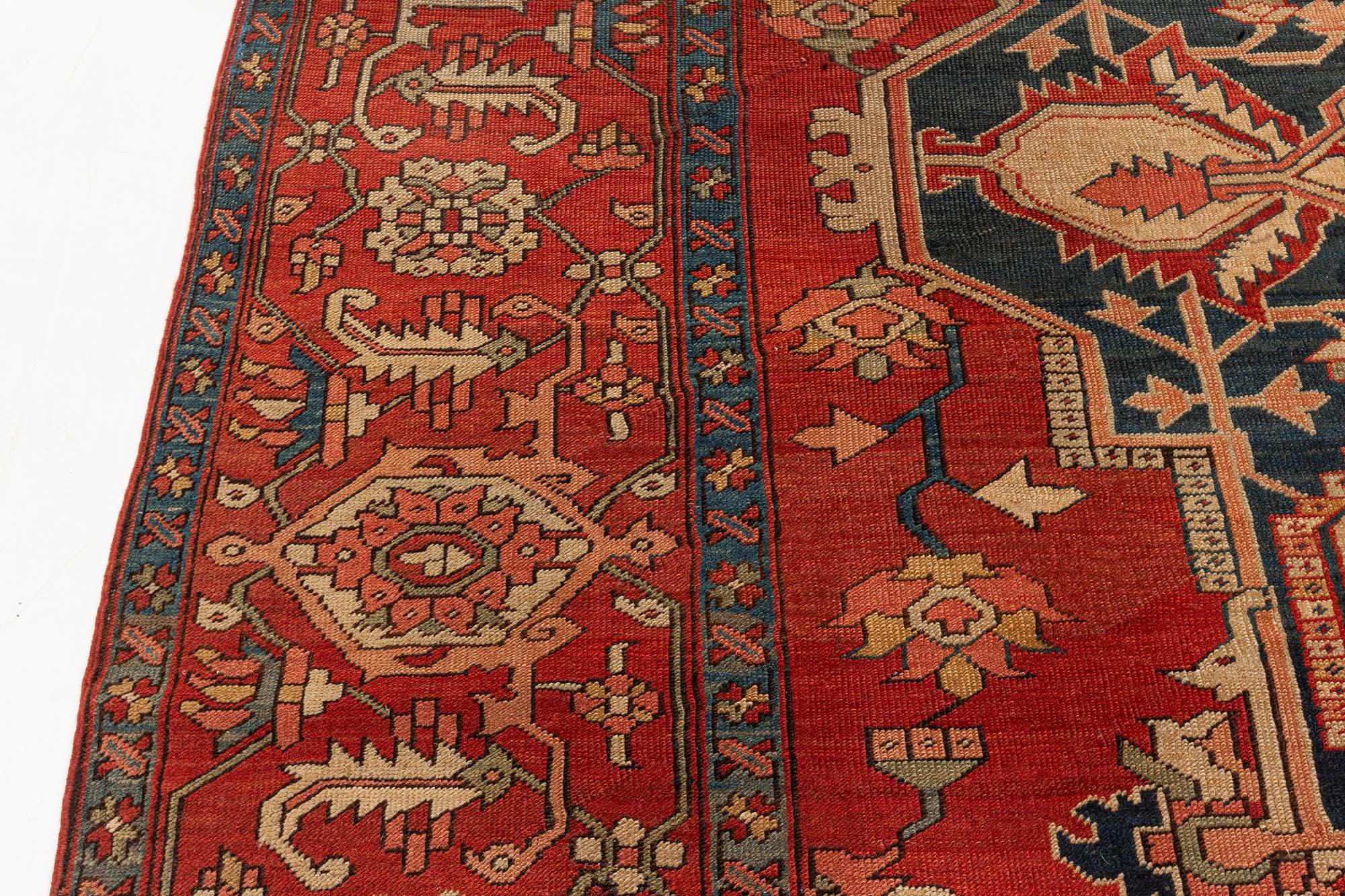 Doris Leslie Blau Antique Persian Heriz Rug In Good Condition For Sale In New York, NY