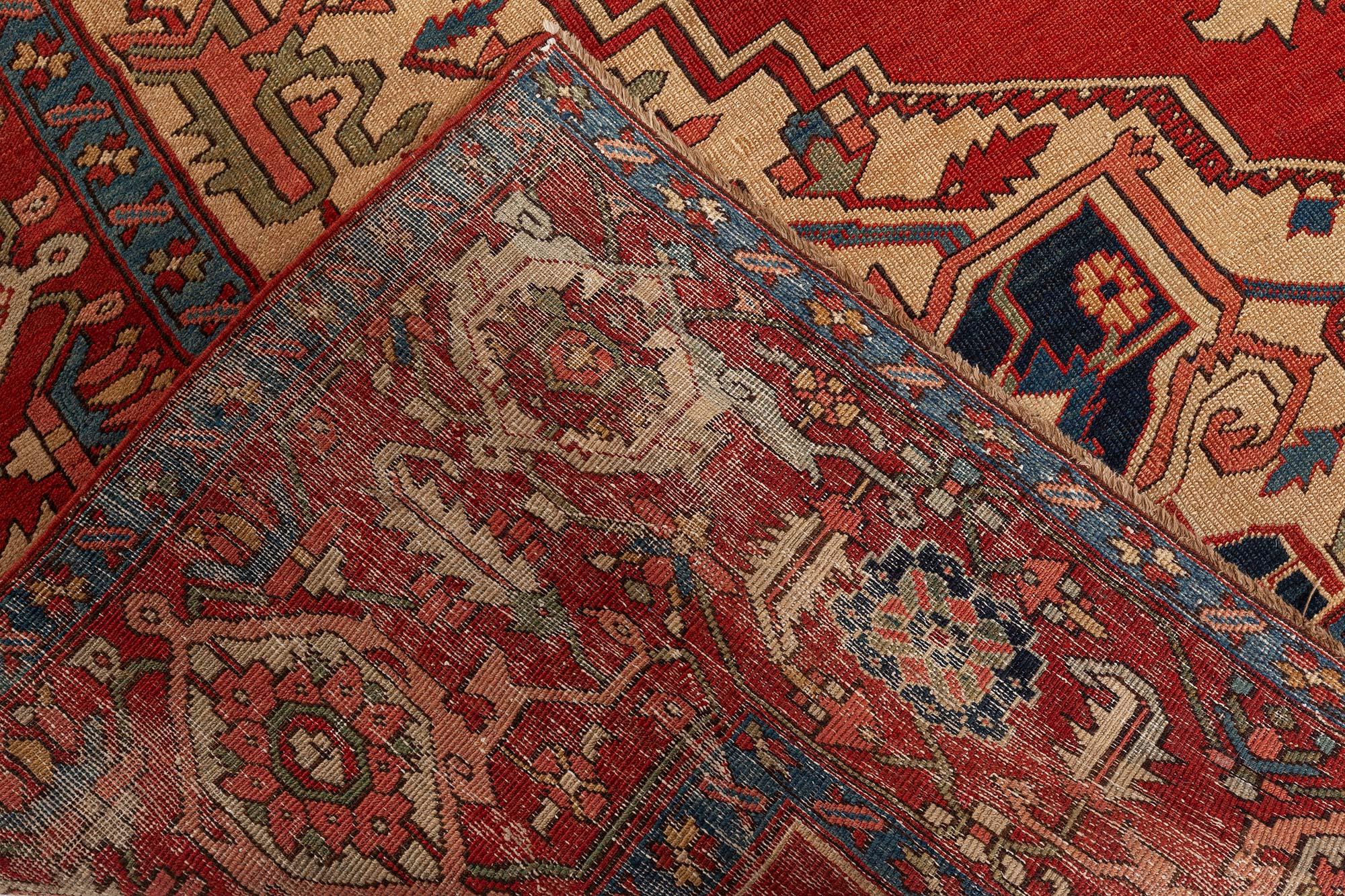 Doris Leslie Blau Antique Persian Heriz Rug In Good Condition For Sale In New York, NY