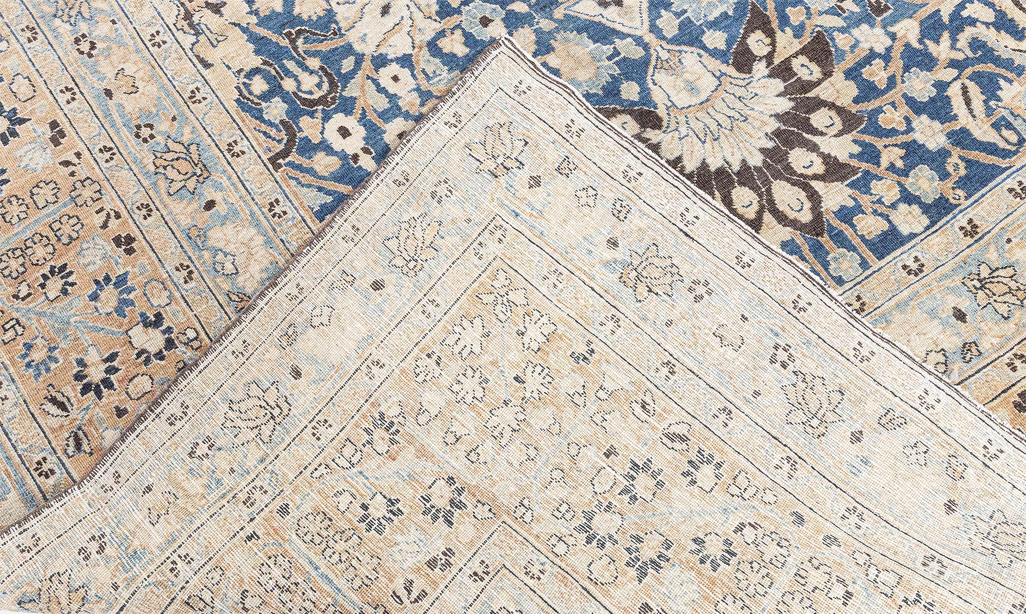 Tapis ancien persan Khorassan botanique fait à la main Doris Leslie Blau en vente 1