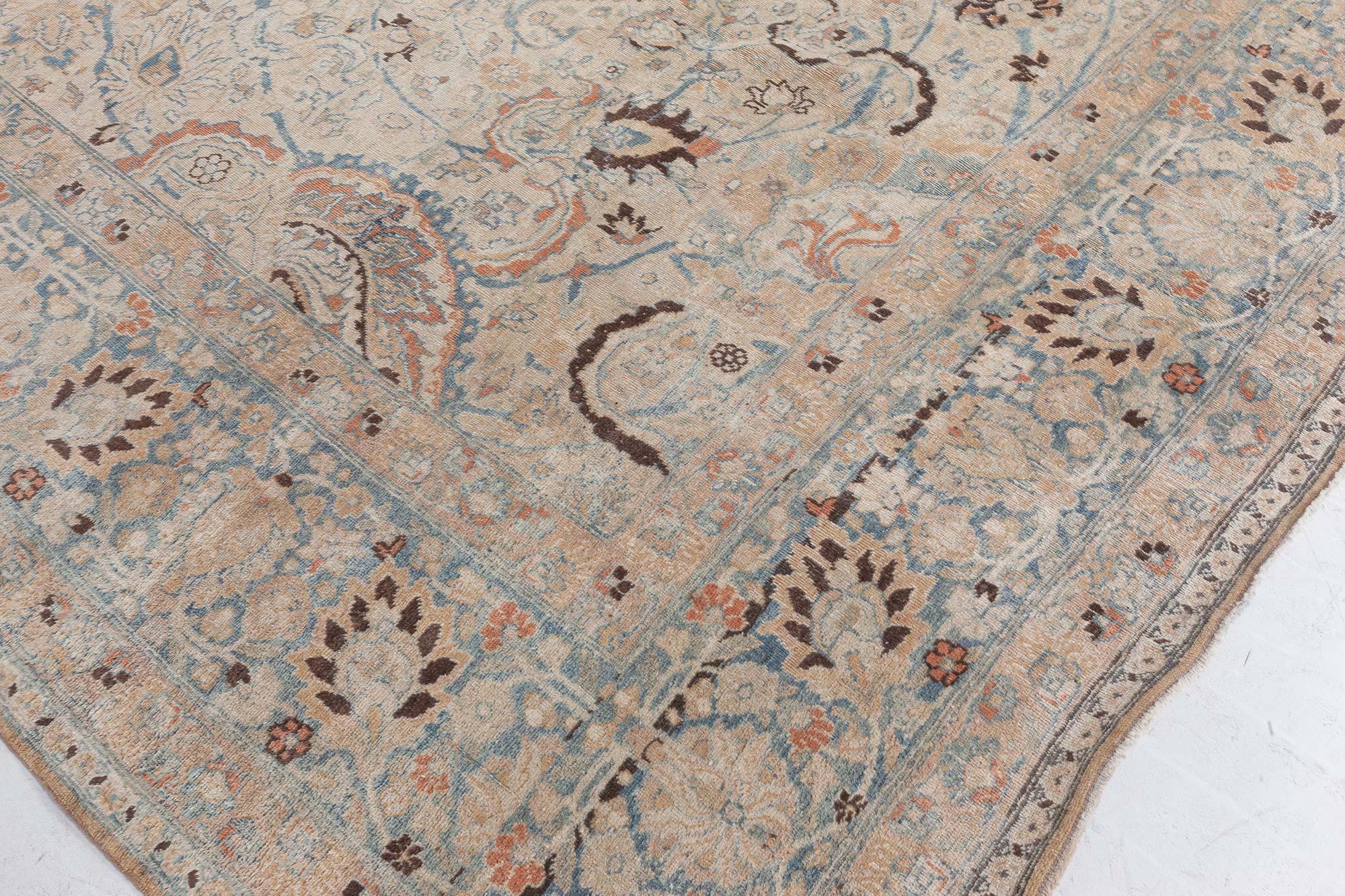 Perse Tapis persan antique Khorassan en laine fait à la main Doris Leslie Blau en vente