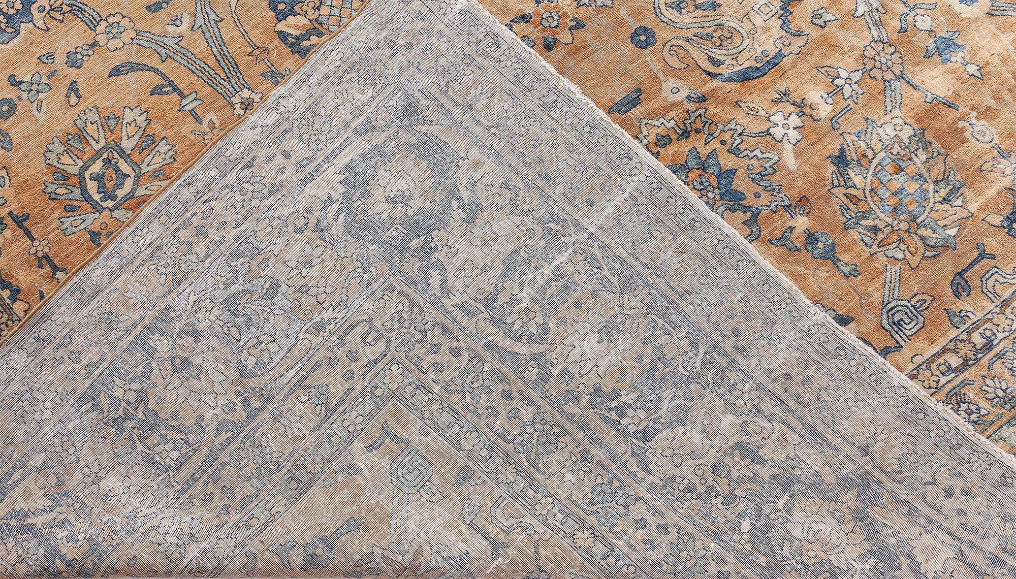 Tapis persan Kirman botanique ancien fait à la main Doris Leslie Blau en vente 2