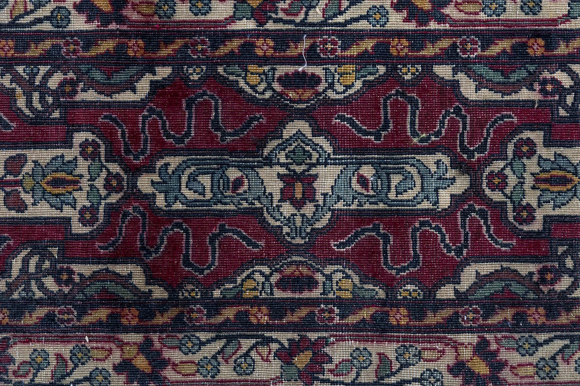 Tapis persan Kirman ancien Doris Leslie Blau fait main en laine botanique en vente 2