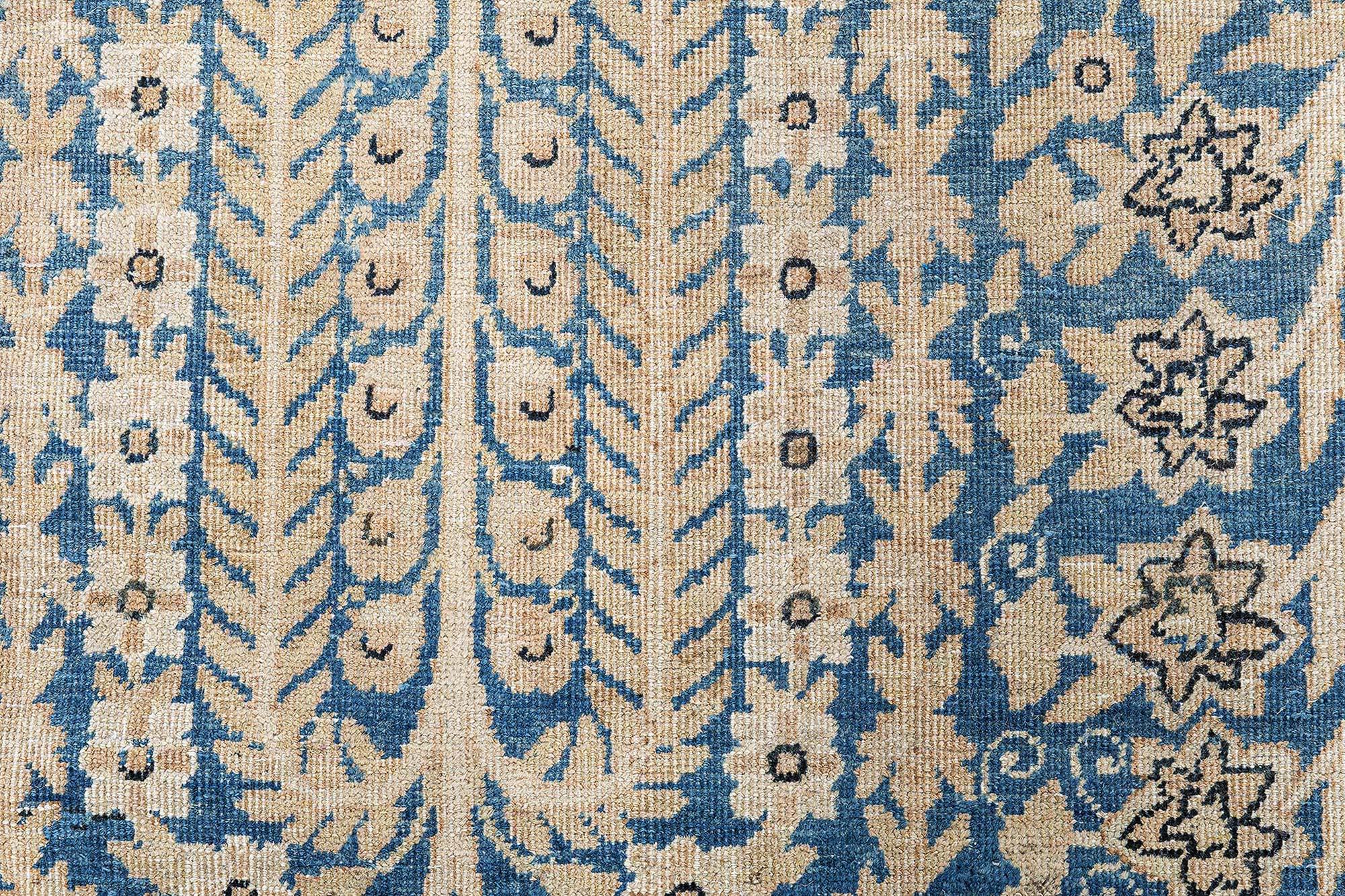 Lana Doris Leslie Blau Tappeto antico persiano Kirman in lana fatto a mano in vendita