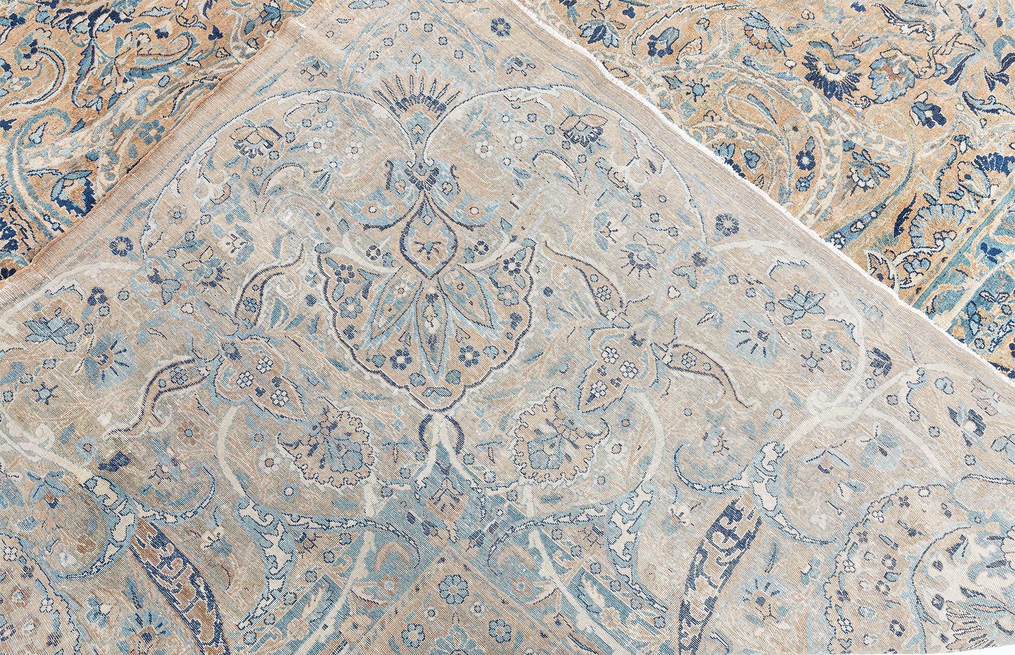 Tappeto in lana antico persiano Kirman fatto a mano Doris Leslie Blau in vendita 3